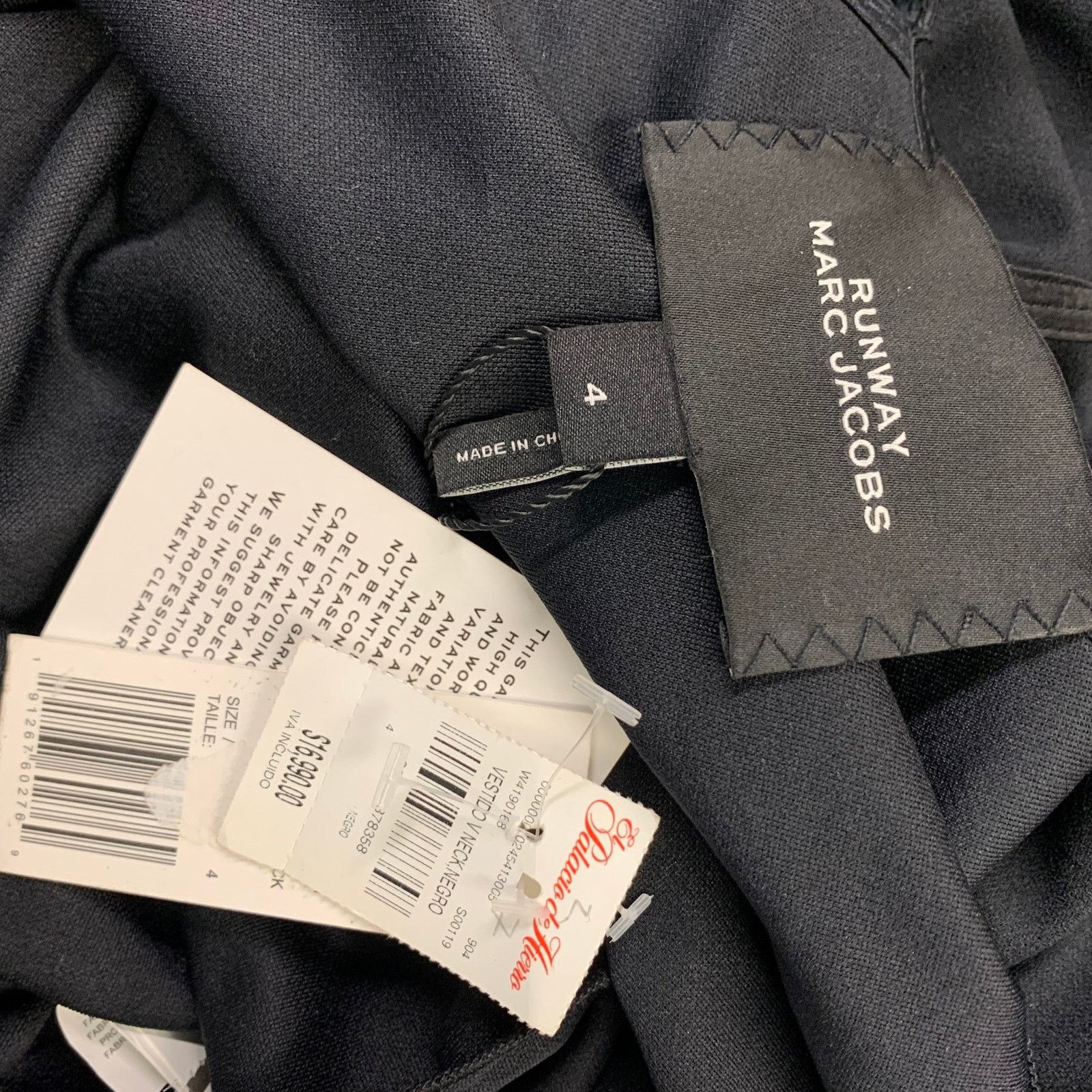 Marc Jacobs MARC JACOBS Size 4 Black Polyester Solid Belted Dress Size S / US 4 / IT 40 - 4 Thumbnail