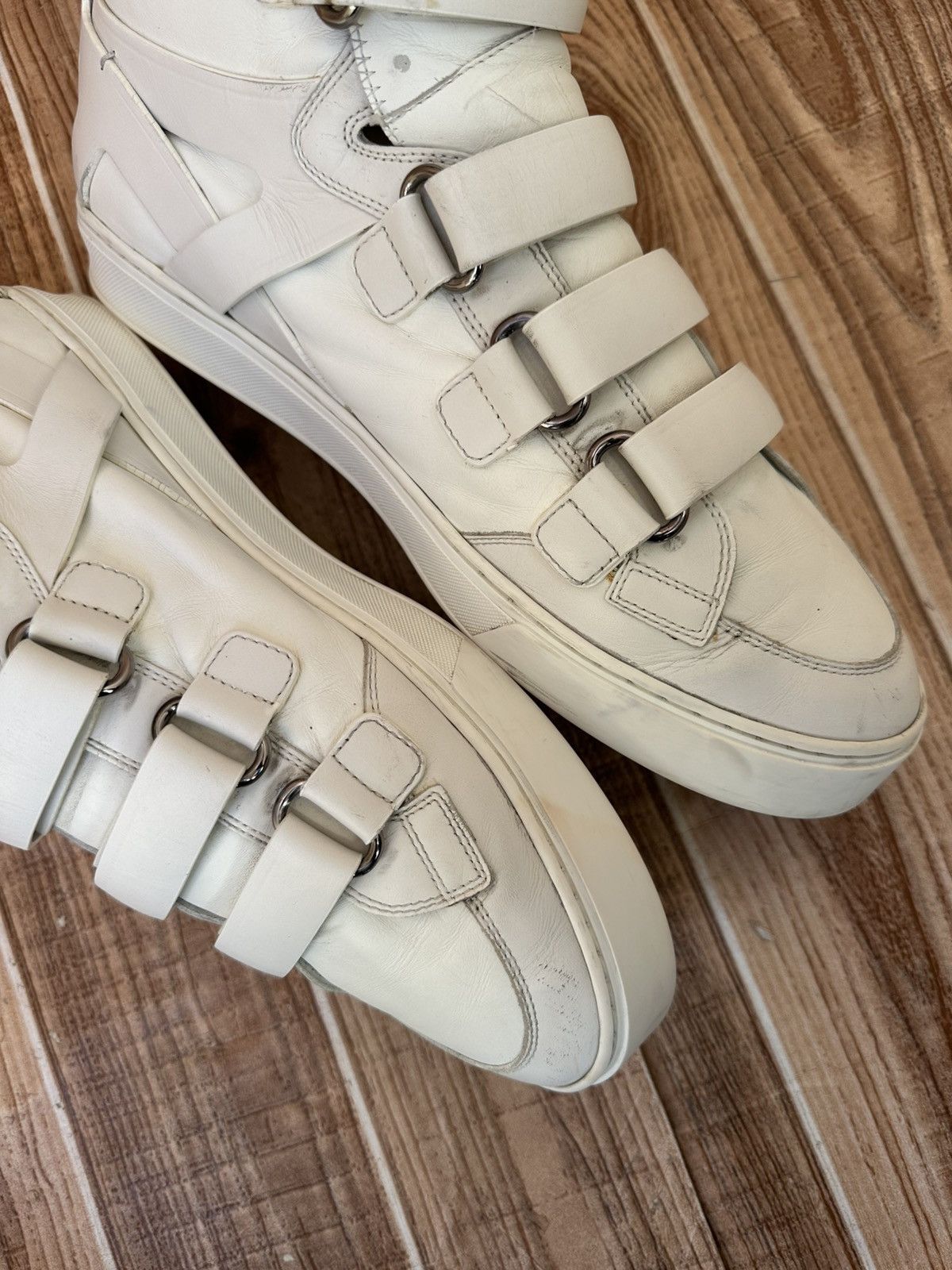 Louis Vuitton Louis Vuitton White Leather 4 Straps Boxing Sneaks Size US 11 / EU 44 - 8 Thumbnail