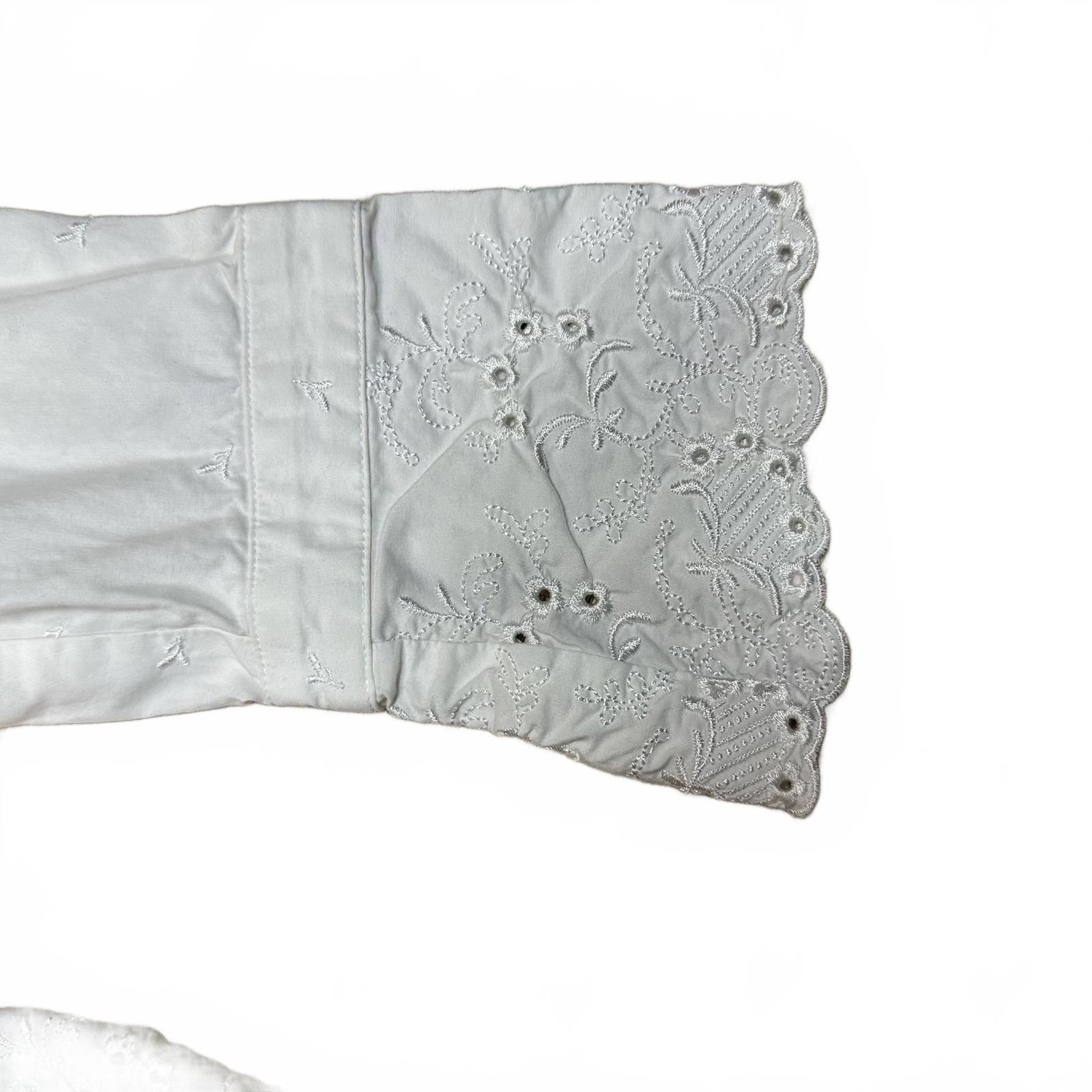 Ann Taylor Ann Taylor Blouse White Eyelet Lace Detail Vintage Size M / US 6-8 / IT 42-44 - 2 Thumbnail