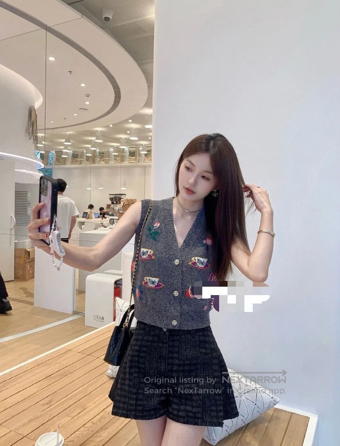 Chanel Chanel 24A Gray Floral Vest. Size S / US 4 / IT 40 - 7 Thumbnail