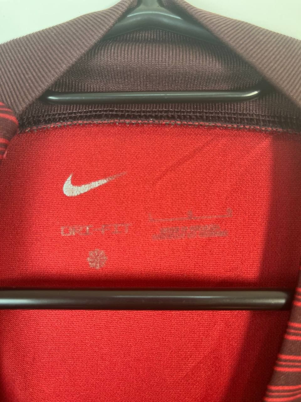 Nike LIVERPOOL 2022 2023 PRE MATCH SHIRT JERSEY NIKE Sz L Size US L / EU 52-54 / 3 - 3 Thumbnail