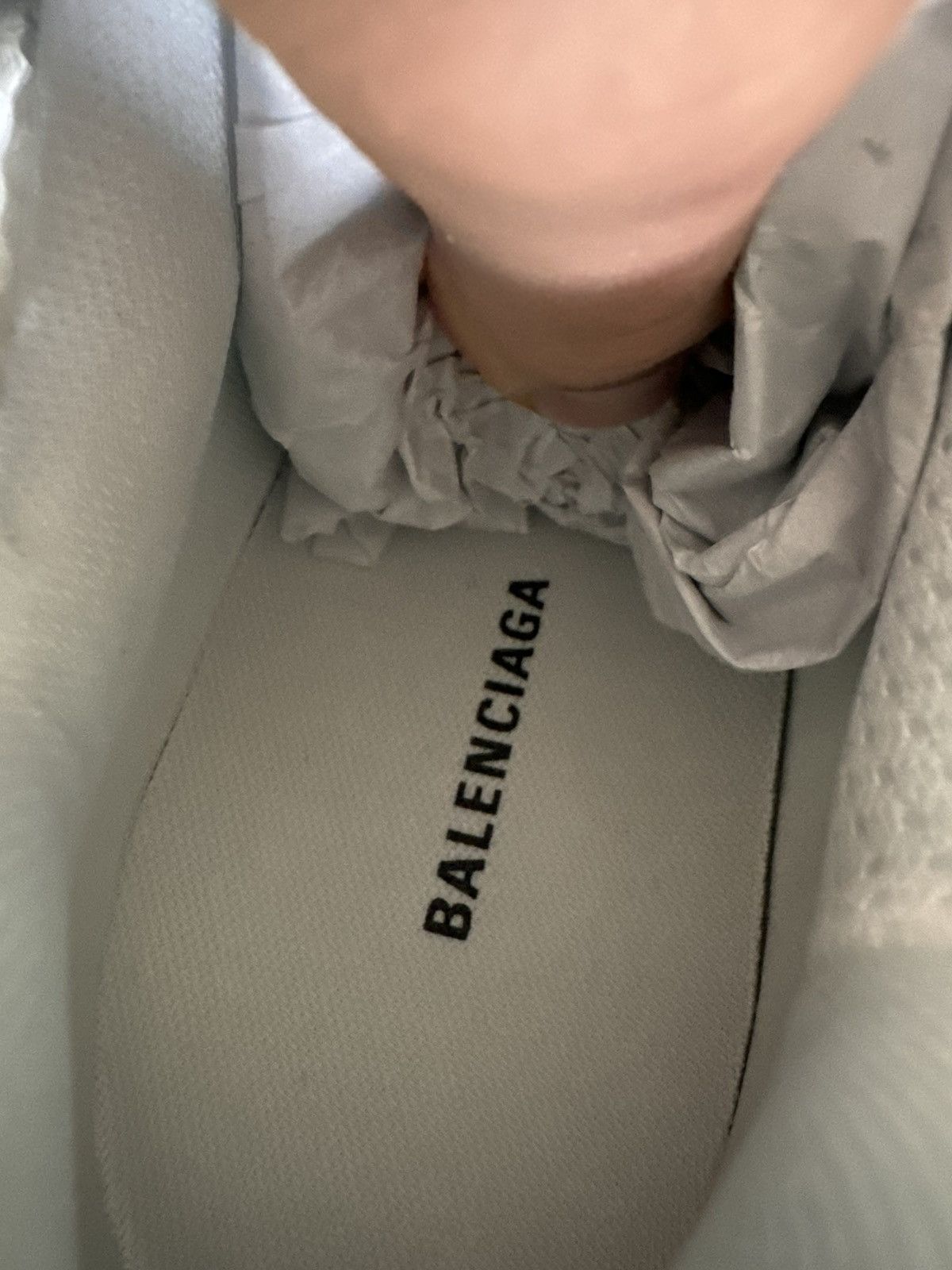 Balenciaga Balenciaga White Runner 40 Size US 7 / EU 40 - 4 Thumbnail