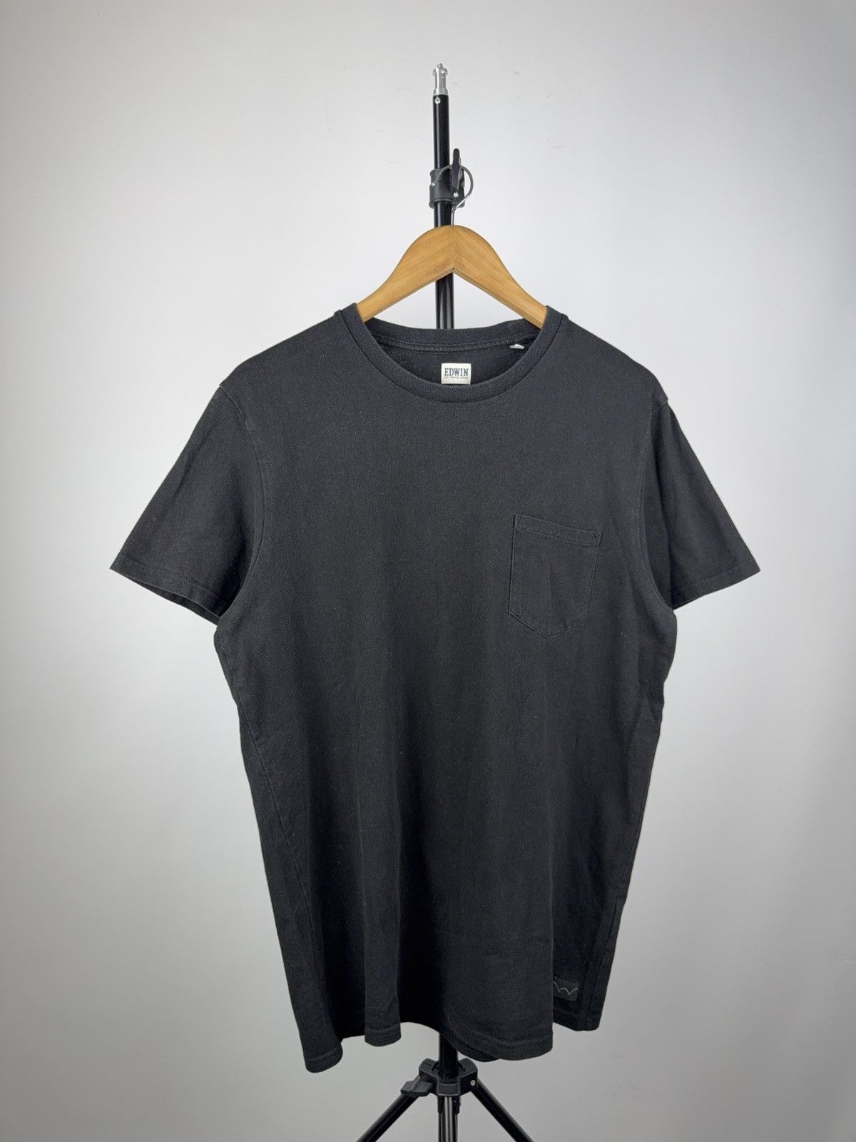 Edwin Vintage 00s Retro Faded Japanese Edwin Pocket Tee Shirt Size US L / EU 52-54 / 3 - 1 Thumbnail