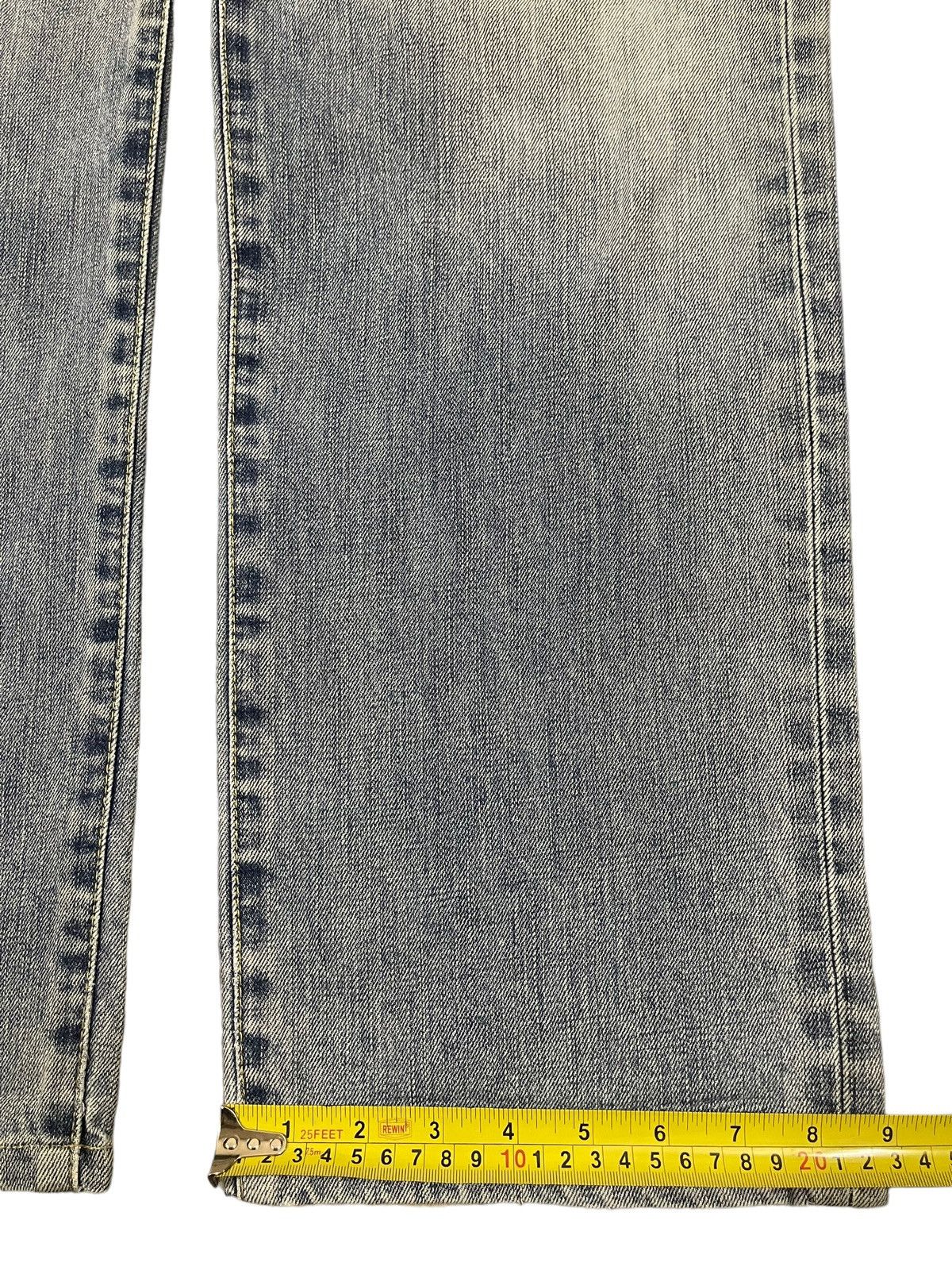 Uniqlo Vintage Japanese Uniqlo Blue Wash Style Distress Baggy Jeans Size US 34 / EU 50 - 15 Thumbnail