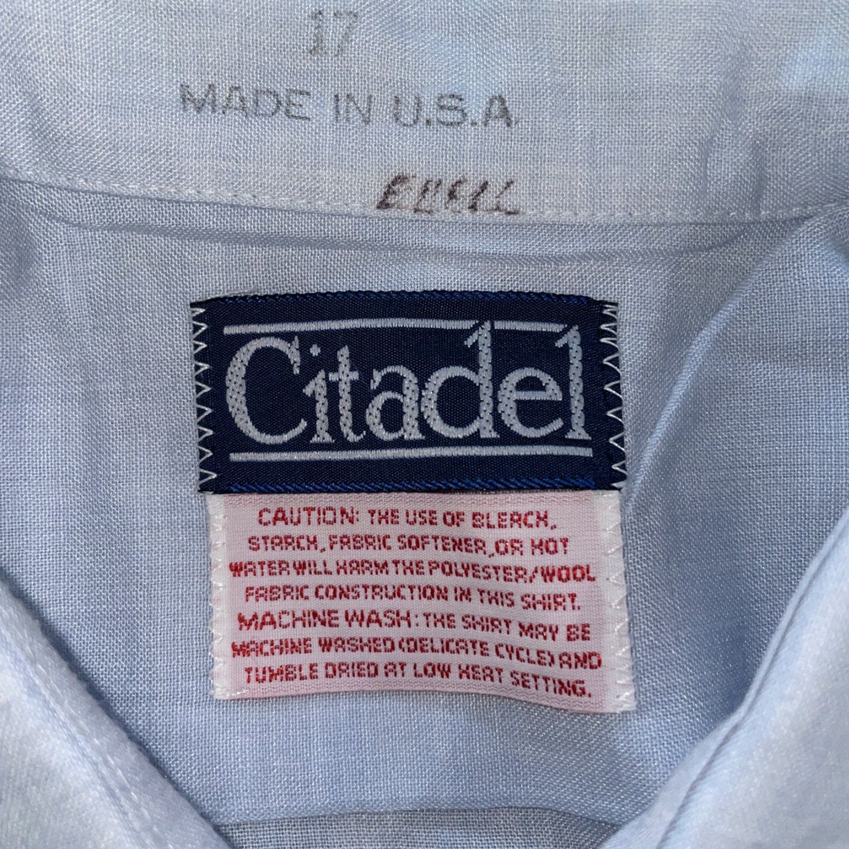 Vintage VTG Citadel Military Style Button-Down Shirt Polyester Wool Blend Mens Size 17 Blue Short Sleeve Button-Up Shirt Mens 17 Military VTG Citadel Size US XL / EU 56 / 4 - 5 Thumbnail