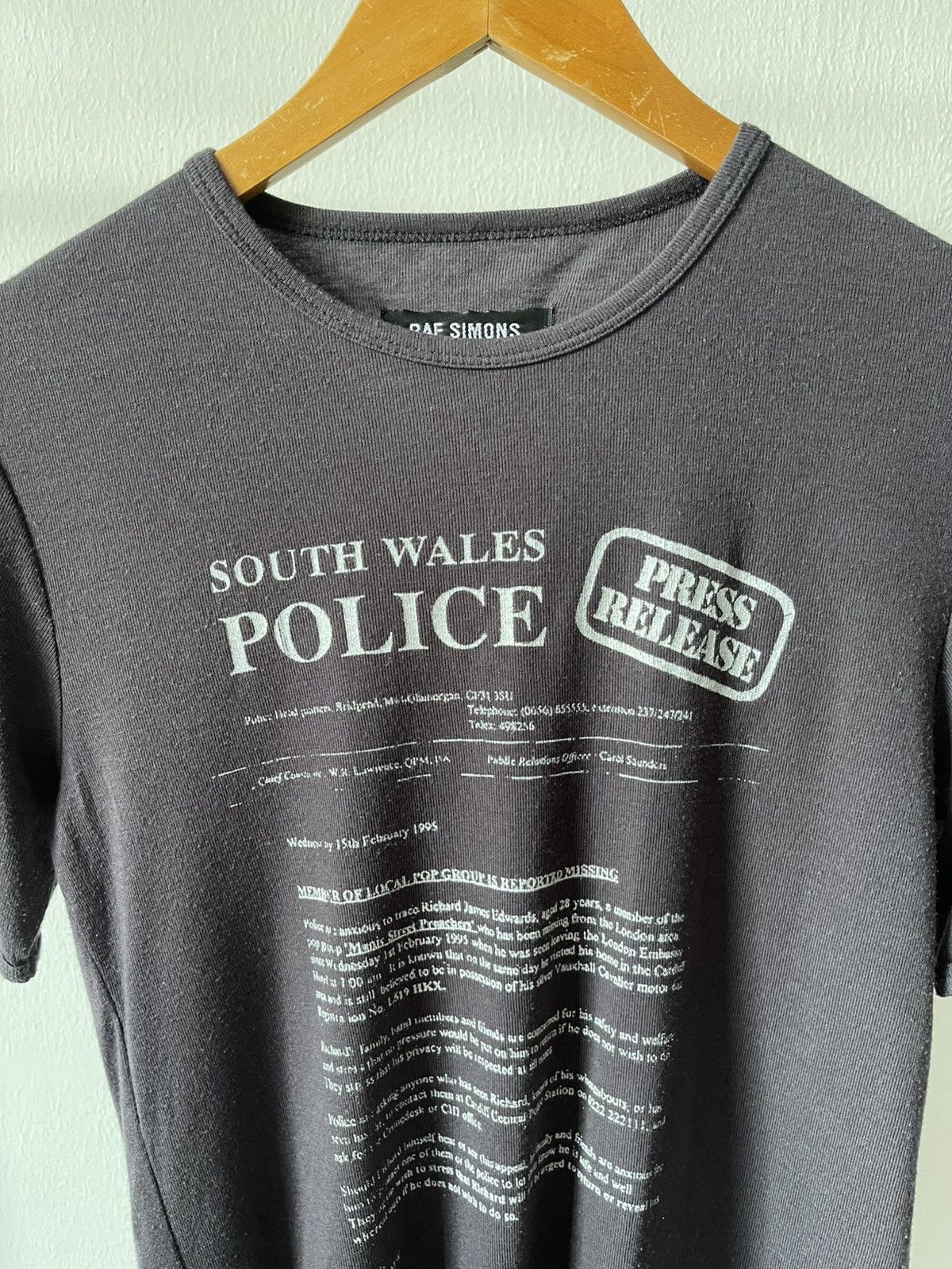 Raf Simons 2001-2002 Raf Simons 'South Wales Police' Riot Riot Tee Size US S / EU 44-46 / 1 - 4 Thumbnail