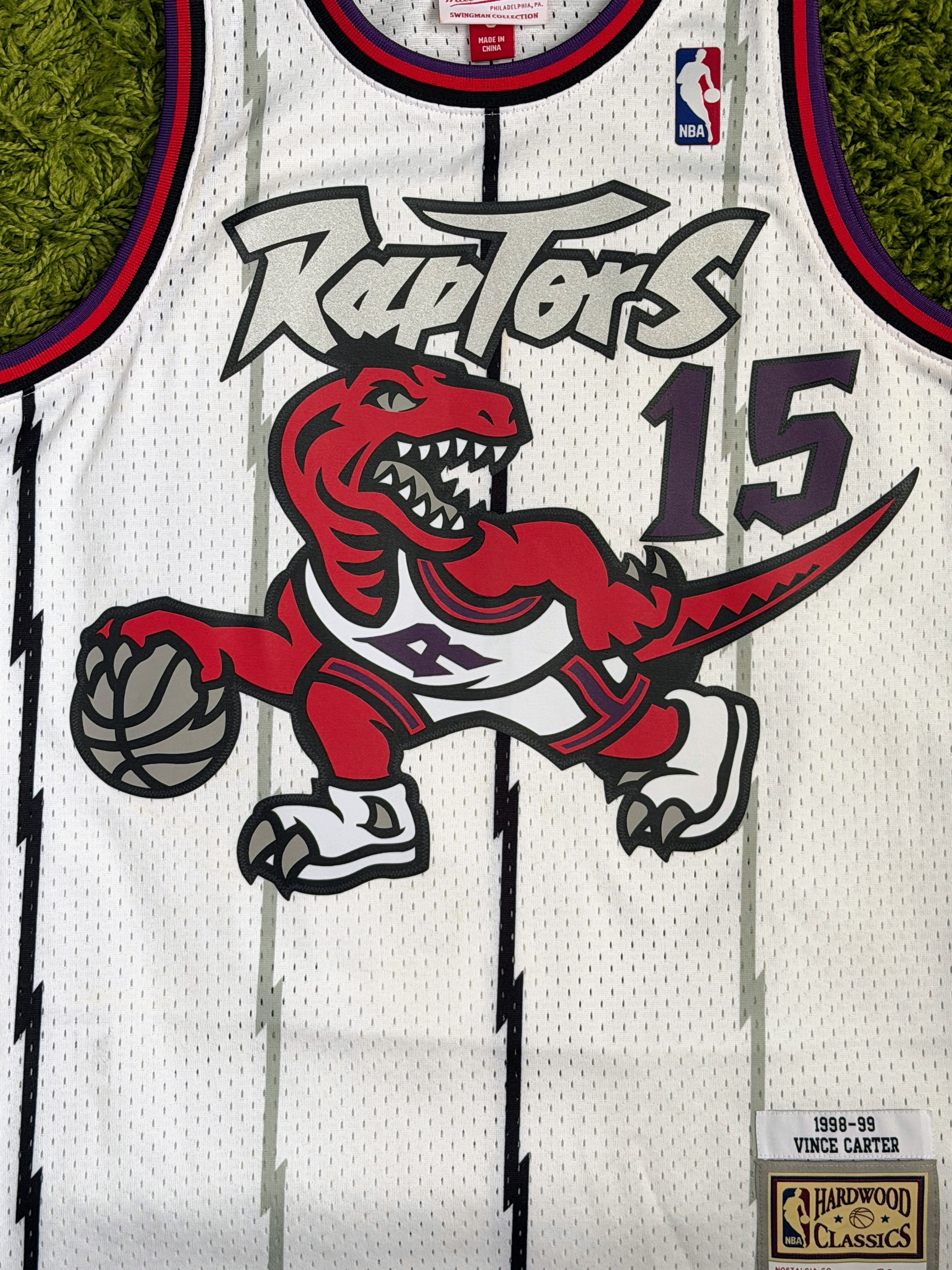 Mitchell & Ness Vince Carter Toronto Raptors Jersey Size US S / EU 44-46 / 1 - 5 Thumbnail