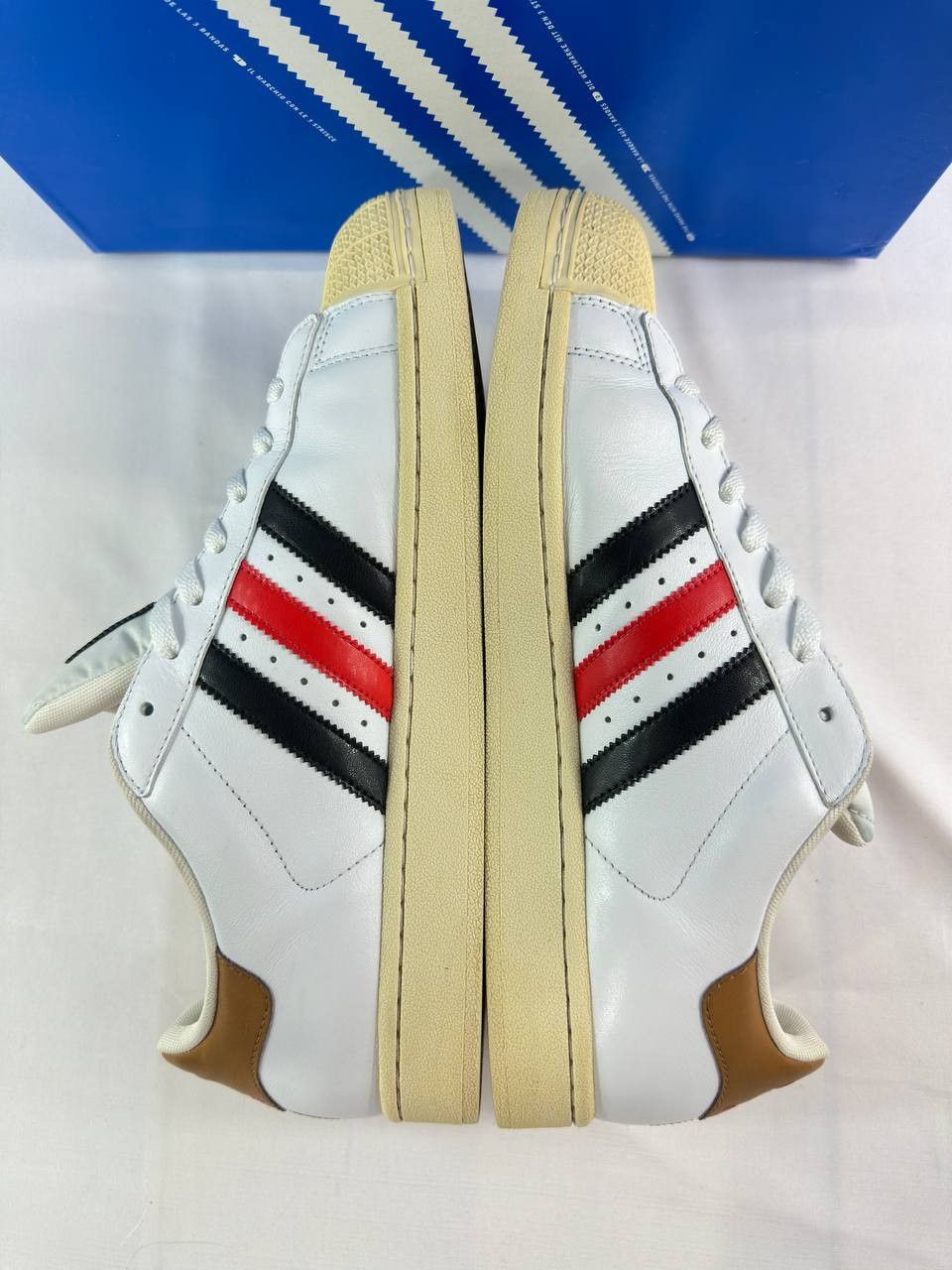 Adidas adidas Superstar 2 NBA 2010 Sneakers Size US 11 / EU 44 - 8 Thumbnail