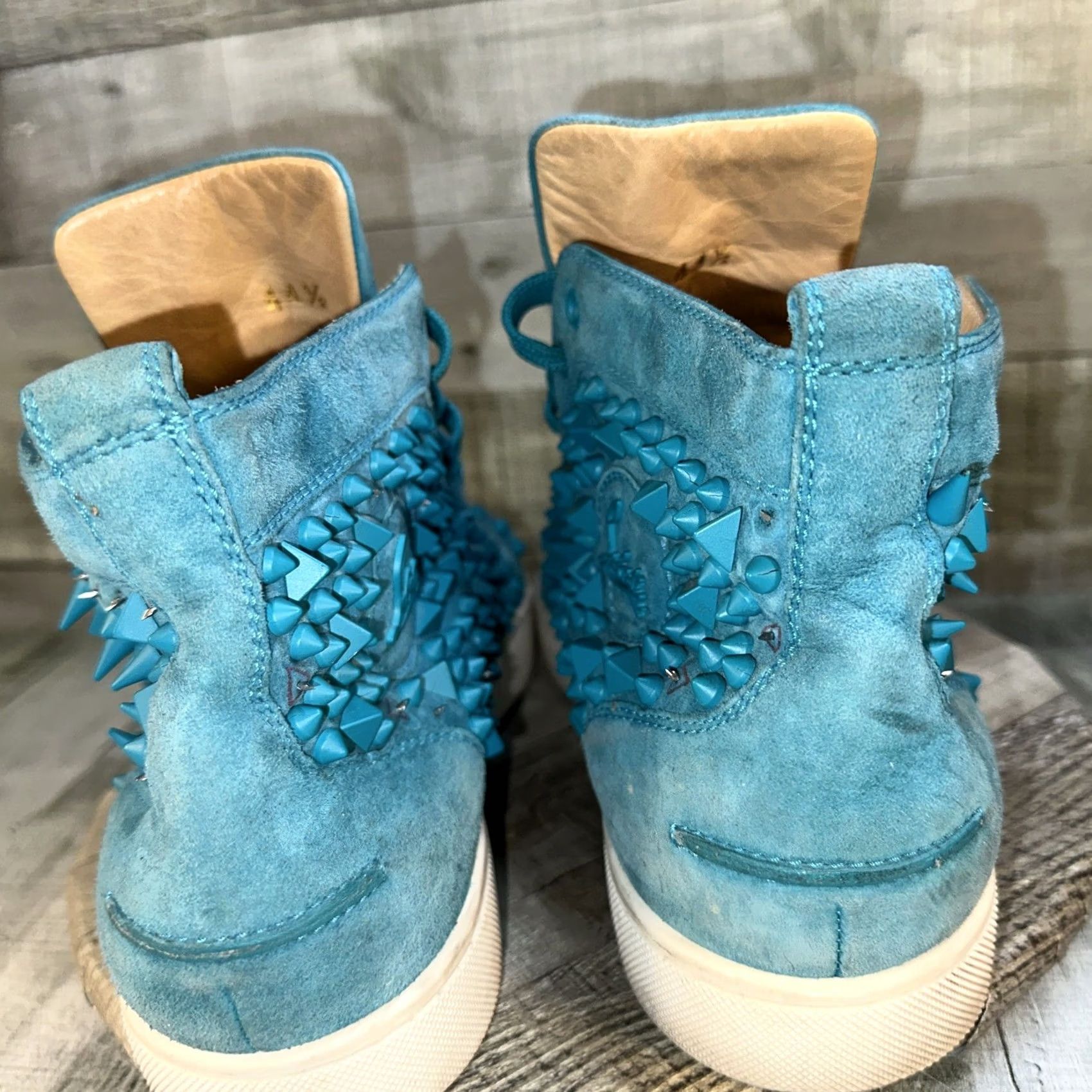 Christian Louboutin VINTAGE Men’s Teal Spike Christian Louboutin Louis Pik Pik Sneaker US11.5 EU44.5 Mens Casual Spikes Leather Italy Turquoise 90s Size US 12 / EU 45 - 7 Thumbnail