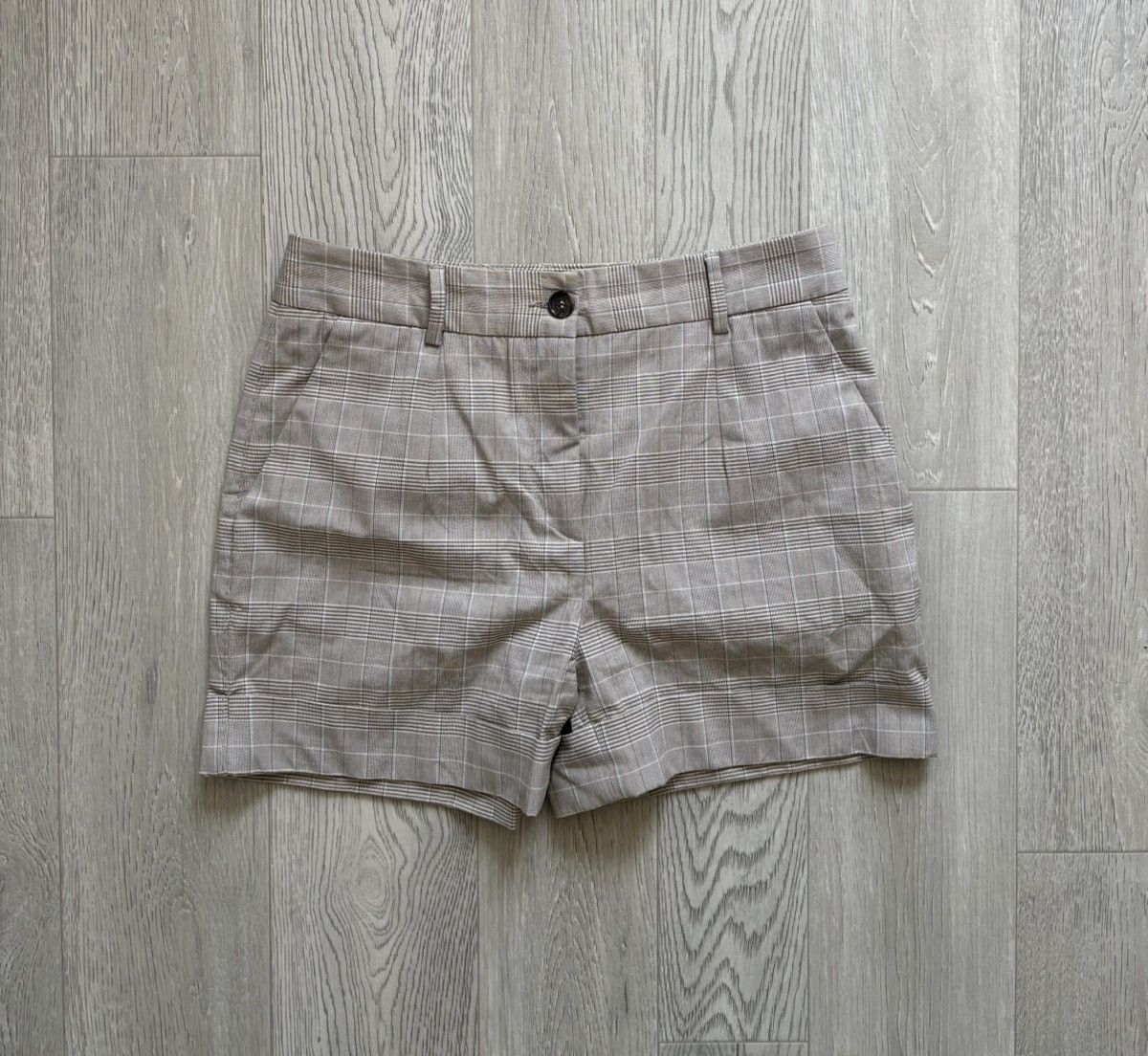 Dolce & Gabbana Vintage Shorts Dolce Gabbana Classic Mini DG Size 26" / US 2 / IT 38 - 1 Thumbnail