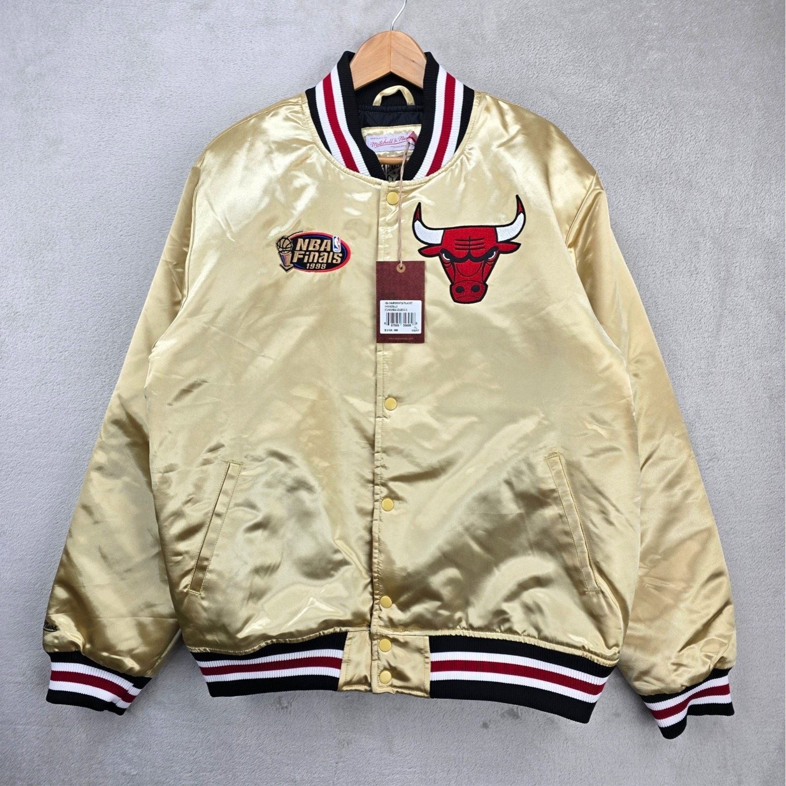 Mitchell & Ness Mitchell & Ness NBA Chicago Bulls 1998 Finals Jacket XL Size US XL / EU 56 / 4 - 1 Thumbnail