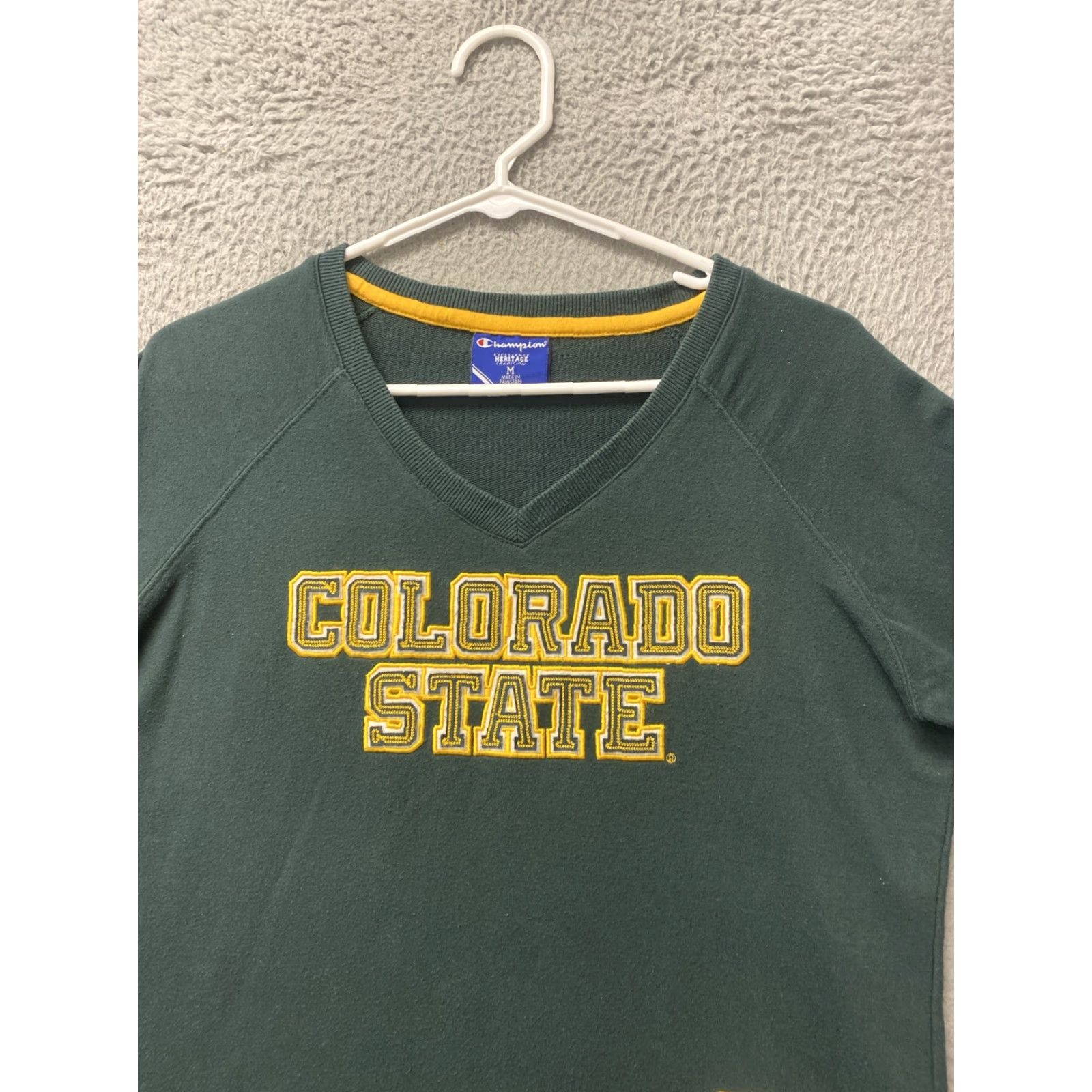 Champion Champion Long Sleeve V-Neck Sweater M Green Women’s /114-10 Size M / US 6-8 / IT 42-44 - 3 Thumbnail