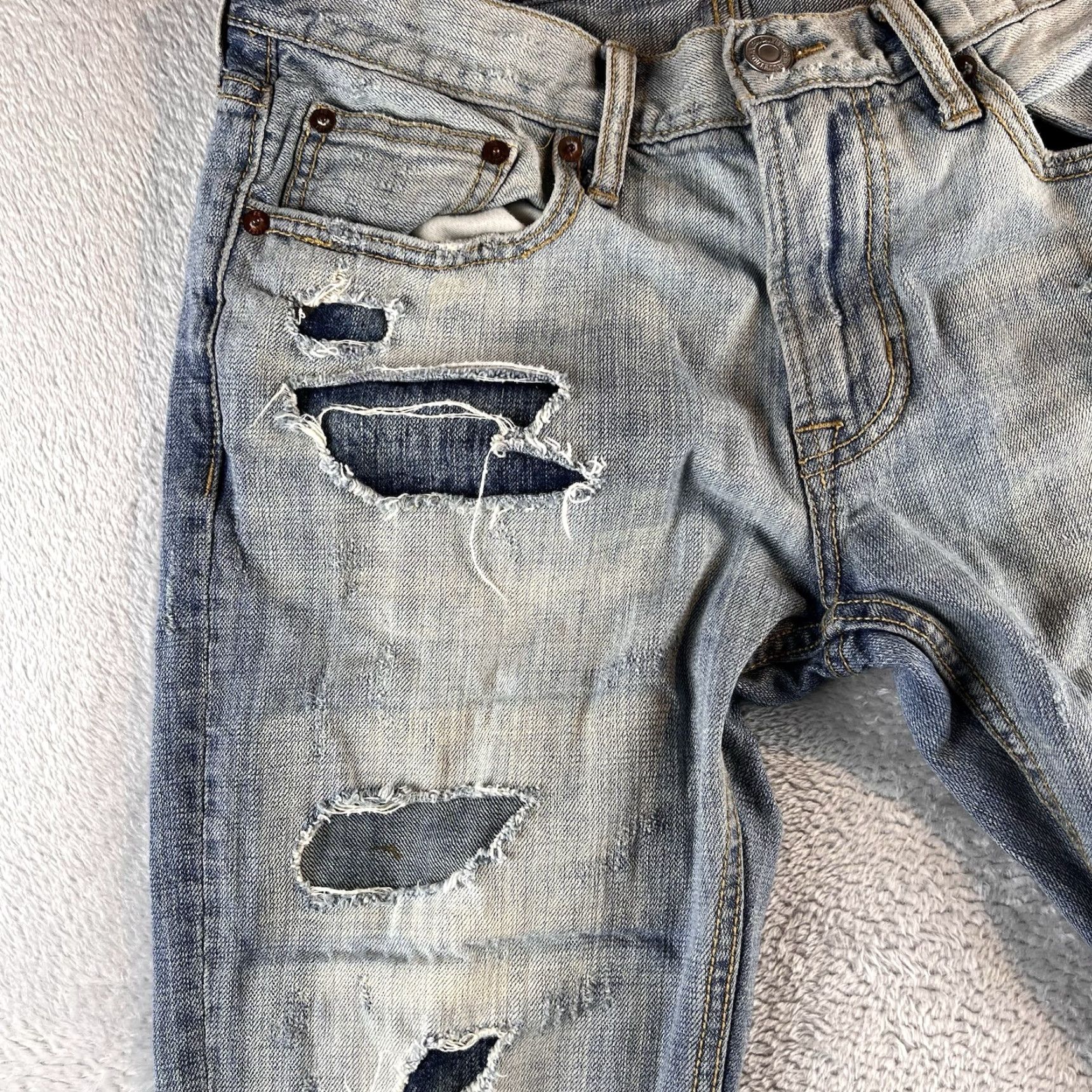 American Eagle Outfitters VINTAGE American Eagle Jeans Slim Straight Distressed Blue 30x30 Mens 90s Rock USA Grunge Style Jeans Size US 30 / EU 46 - 4 Thumbnail