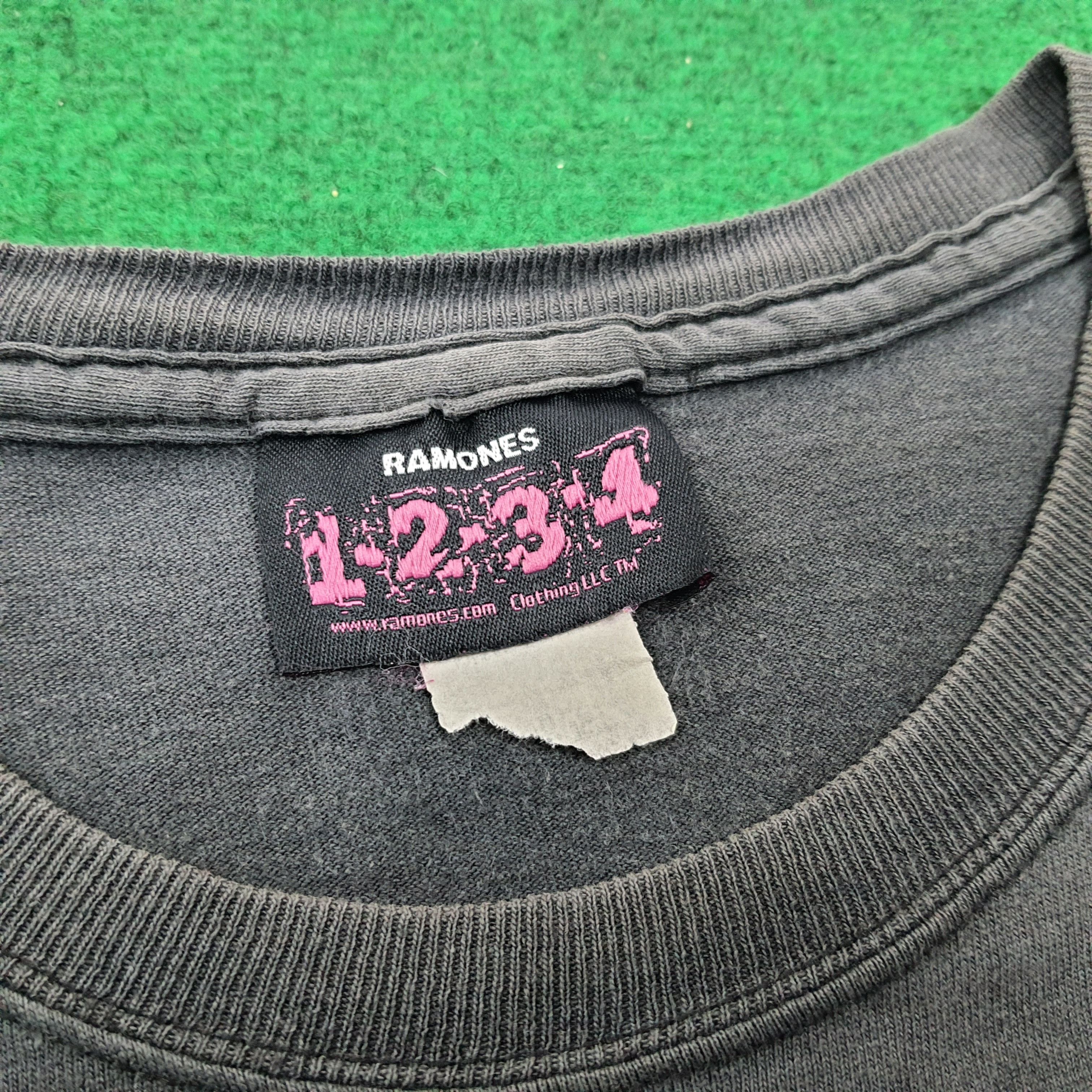 Band Tees × Vintage Vintage Ramones 1234 Rock Band Tees Size US L / EU 52-54 / 3 - 5 Thumbnail