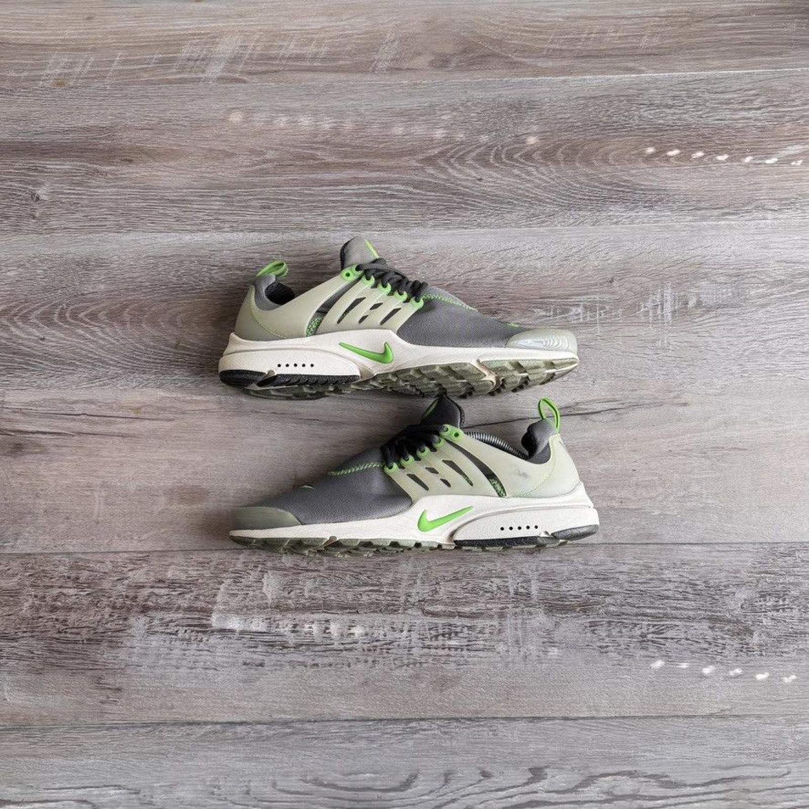 NIKE • Air Presto PRM 