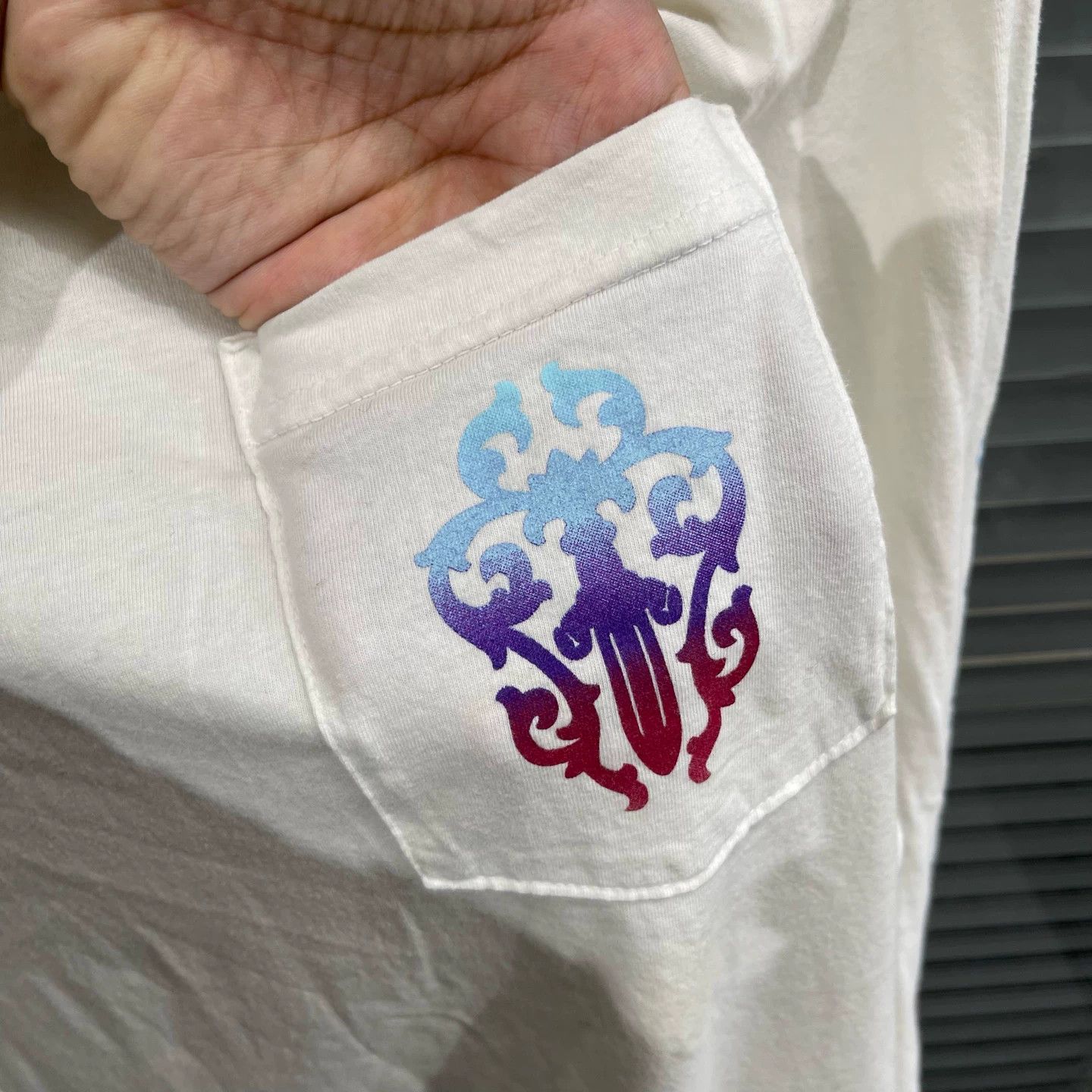 Chrome Hearts Chrome Hearts White Gradient Horseshoe Sword LS M Size US M / EU 48-50 / 2 - 4 Thumbnail