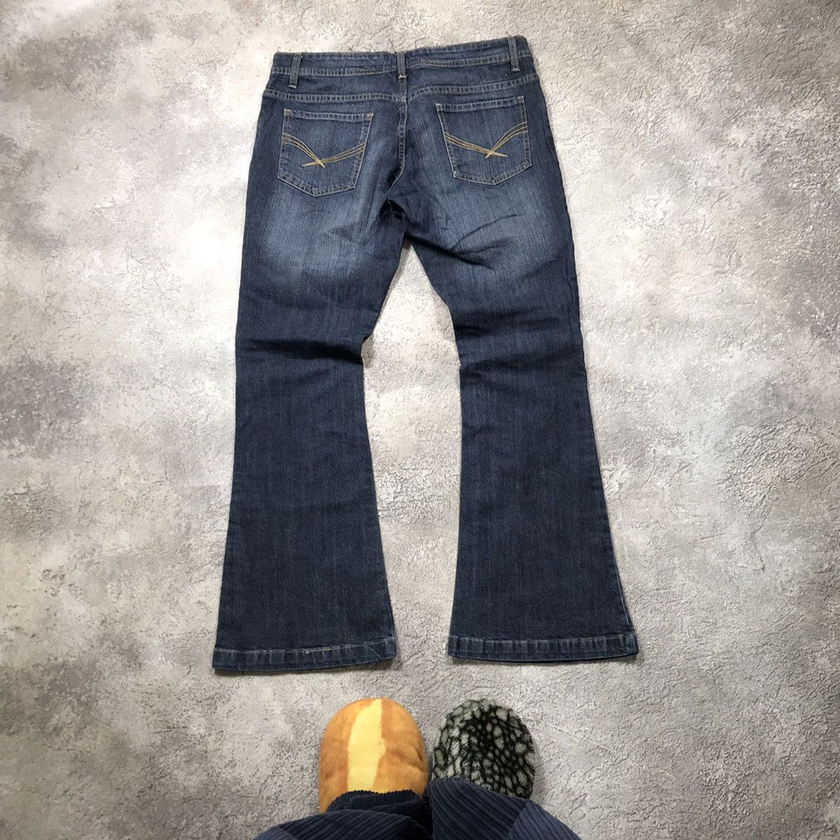 Japanese Brand vintage y2k denim japan jeans distressed flared 90s Size 30" / US 8 / IT 44 - 2 Thumbnail