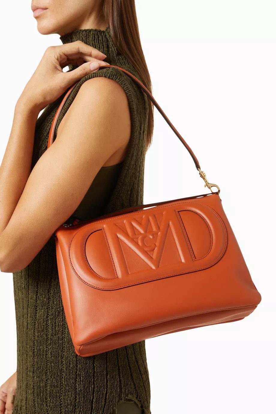 o1mt1gz0425 Size: OS / Crossbody Bag in Brown