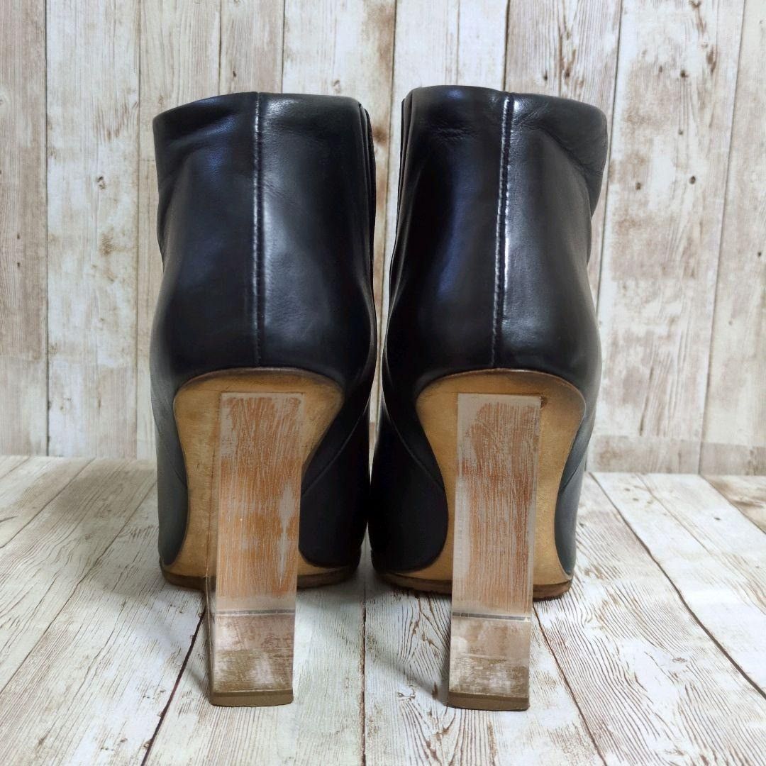 H&M × Maison Margiela H&M x Maison Martin Margiela Clear Heel Short Boots US 7 Size US 7 / IT 37 - 4 Thumbnail
