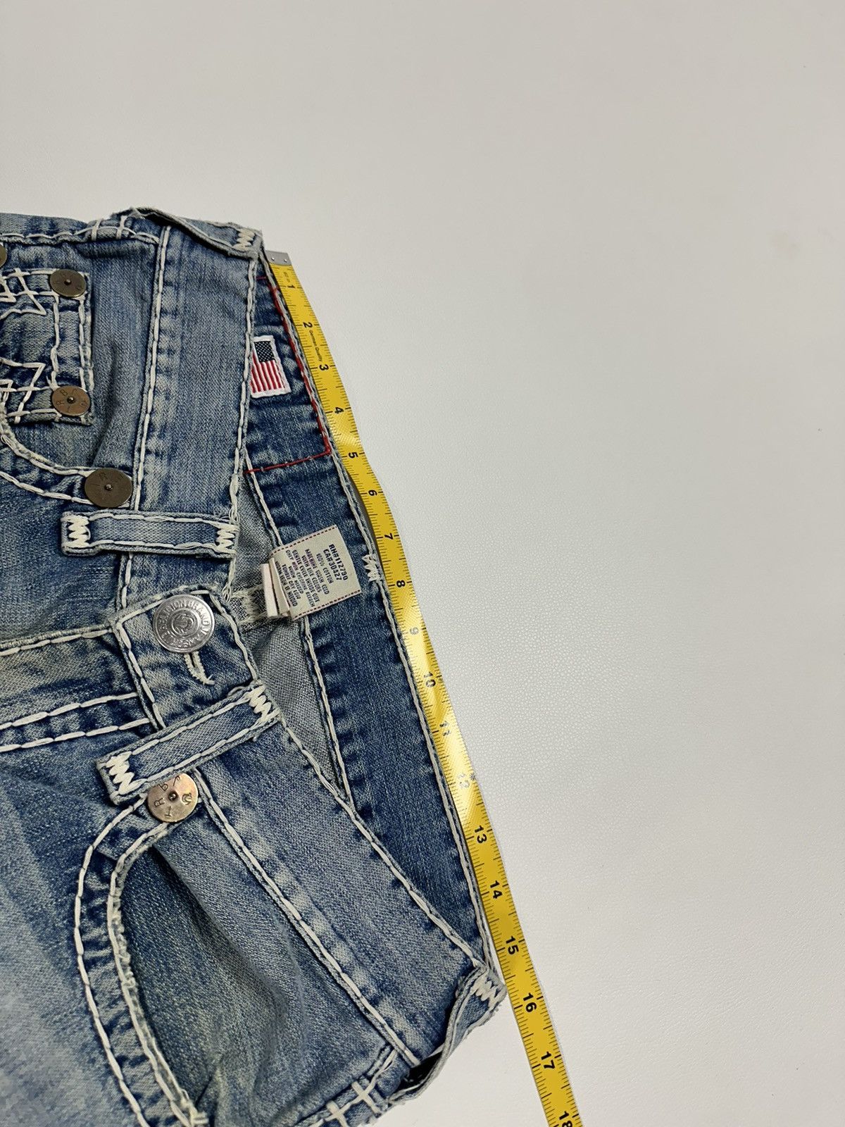 True Religion True Religion Bobby Super T Distressed Denim Size US 31 - 18 Thumbnail