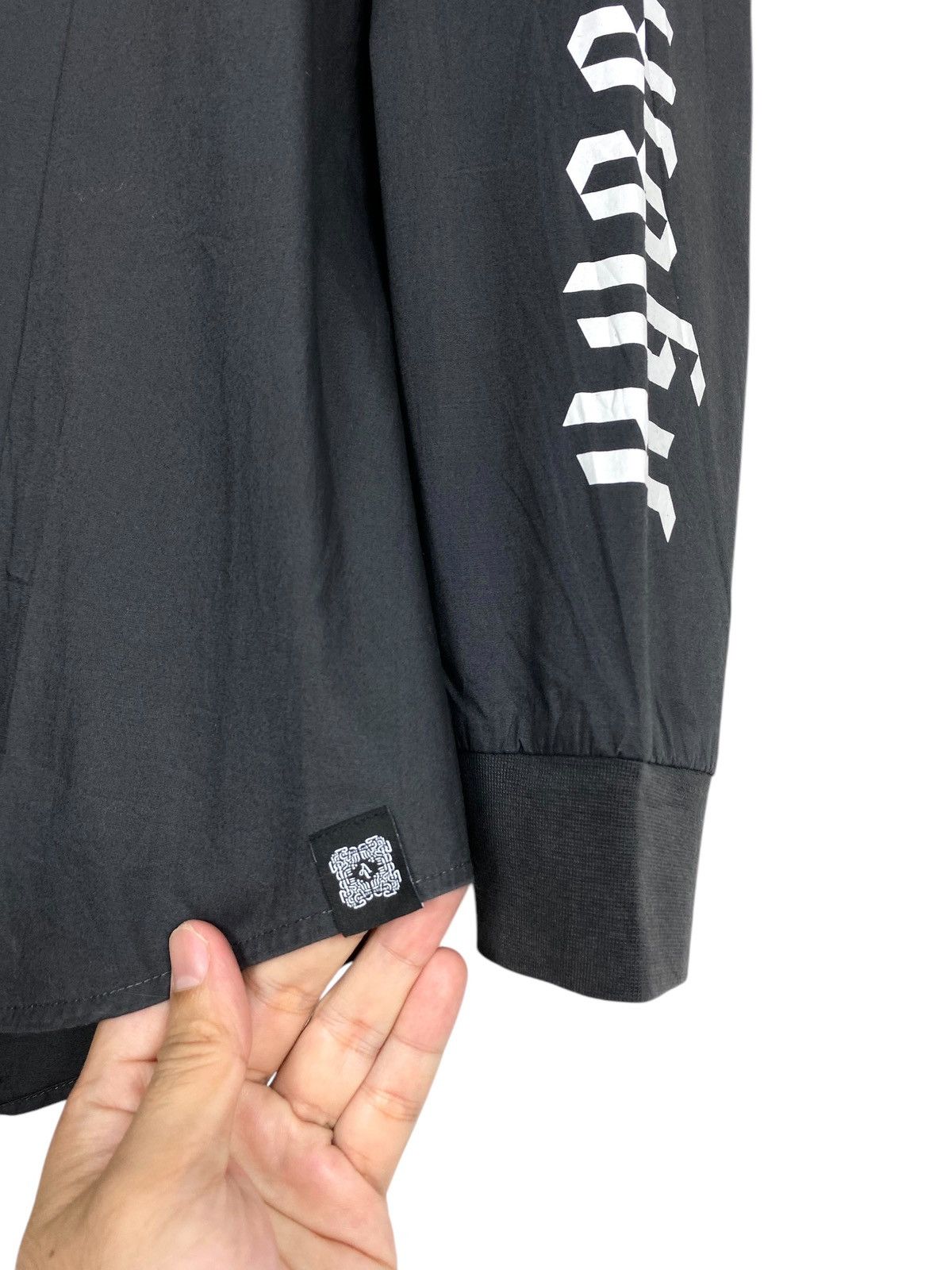 GU Rare‼️ Gu x Hybrid Version Long Sleeve Size US L / EU 52-54 / 3 - 4 Thumbnail