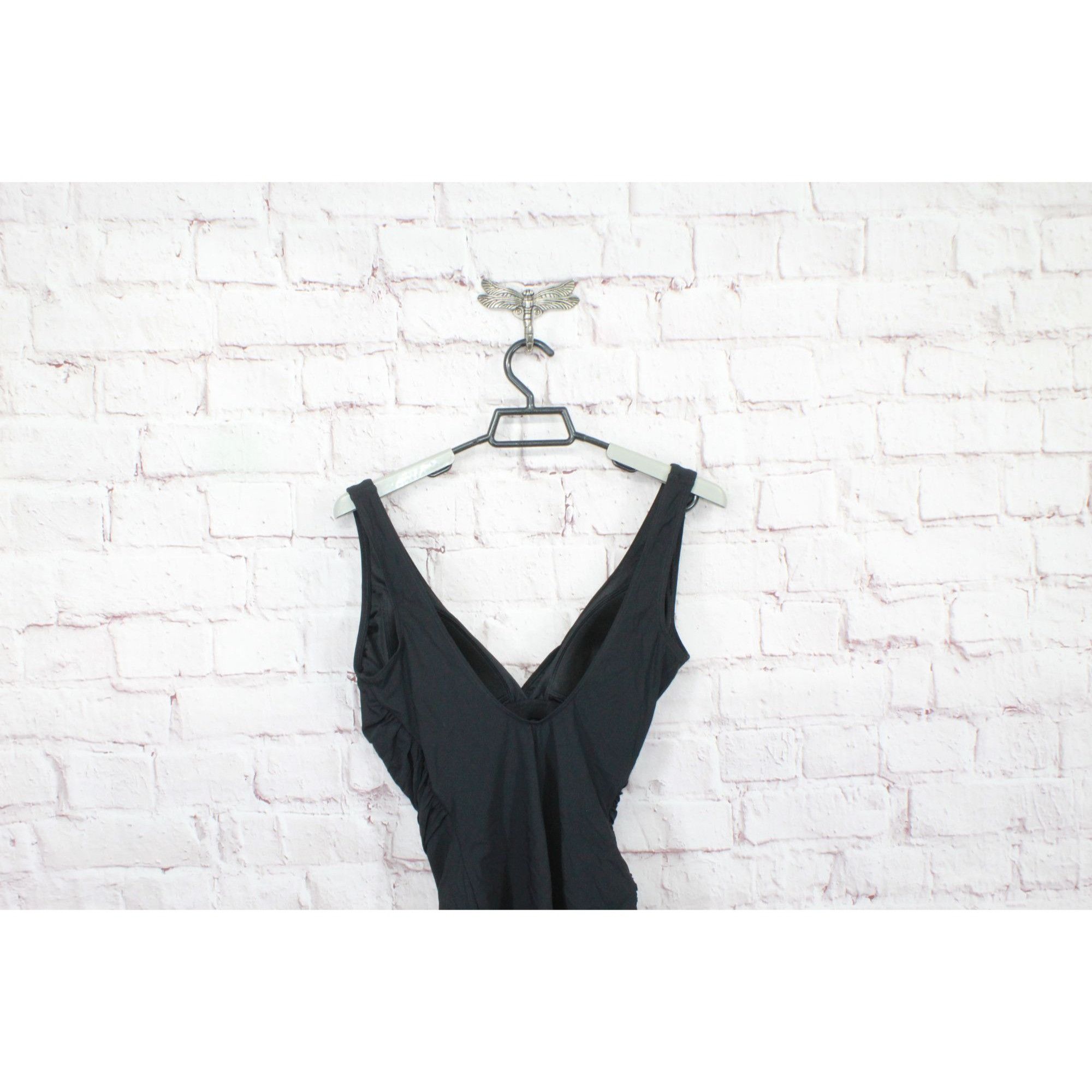 L.L. Bean LL Bean Shaping Swimwear Tanksuit Flattering Details Size M / US 6-8 / IT 42-44 - 4 Thumbnail