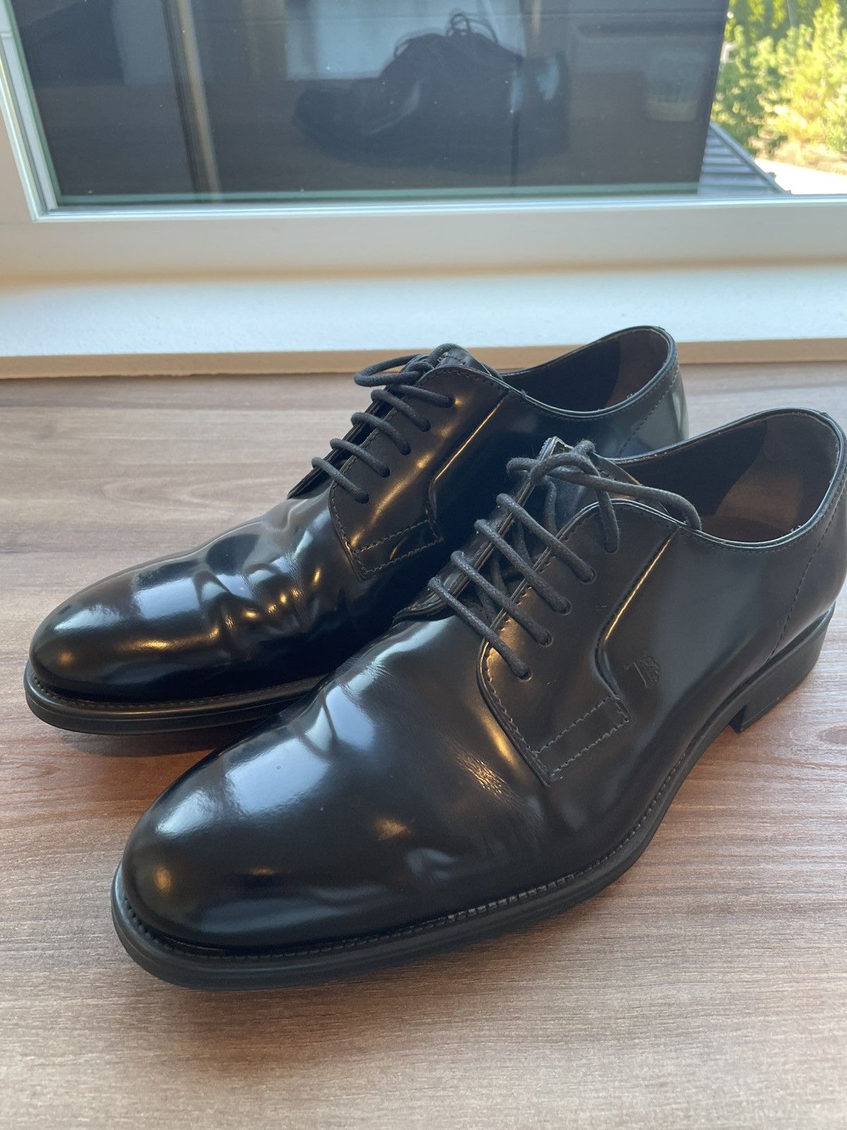 Tod's Tod’s lace-up dress shoes Size US 7 / EU 40 - 2 Thumbnail