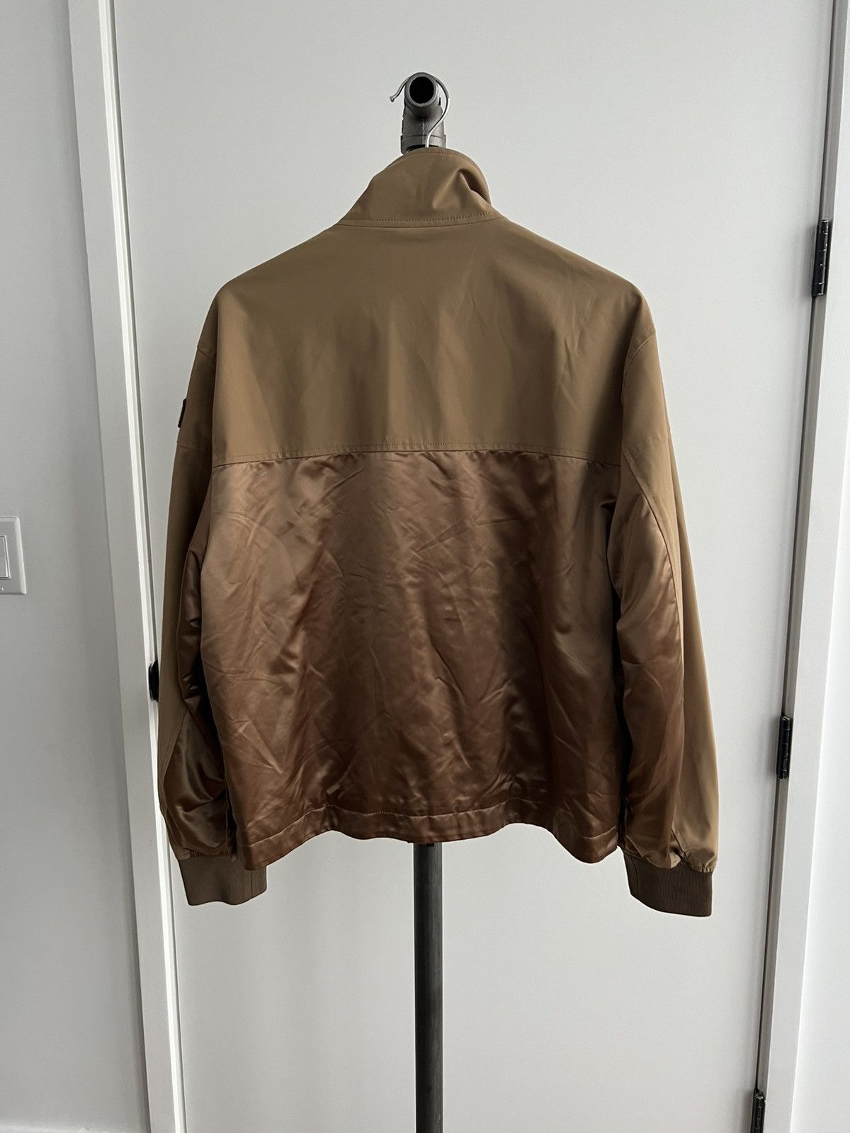 Dior Beige High-Collar Jacket Size US S / EU 44-46 / 1 - 4 Thumbnail