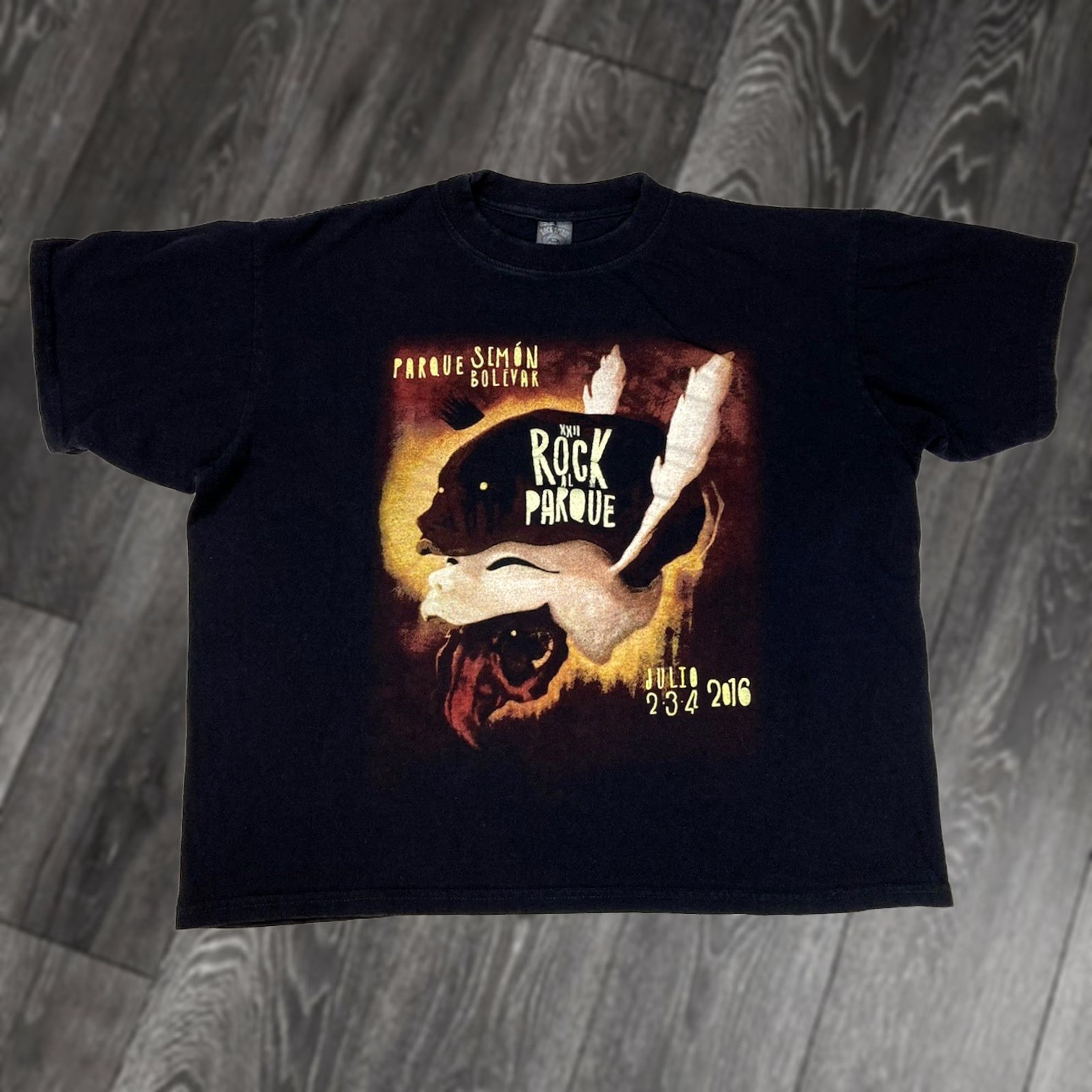 Vintage VINTAGE Rock Al Parque Festival Event 2016 Graphic T-shirt Women XL Black Music Size XL / US 12-14 / IT 48-50 - 1 Thumbnail