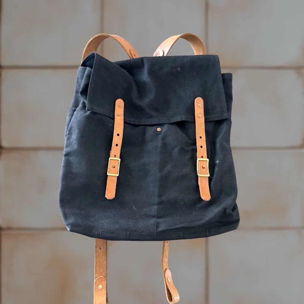 1930s leather backpack HANDMADE & CANVAS - SHORTWOOD small items Vintage Bergan Leather Backpack (Vintage