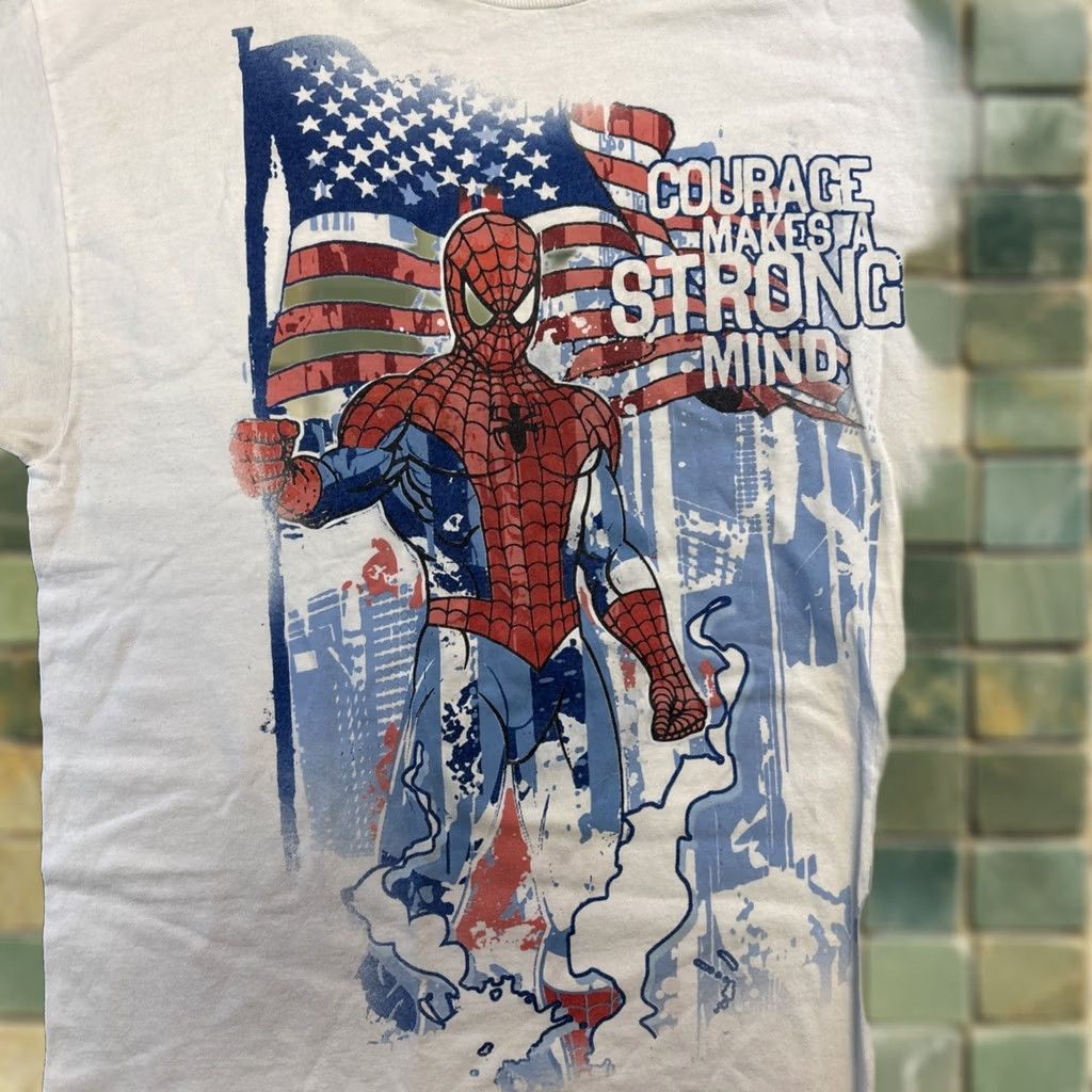 Vintage VINTAGE Marvel Spider-Man T-Shirt L White America Courage Makes A Strong Mind Shirts Mens Size US L / EU 52-54 / 3 - 1 Thumbnail