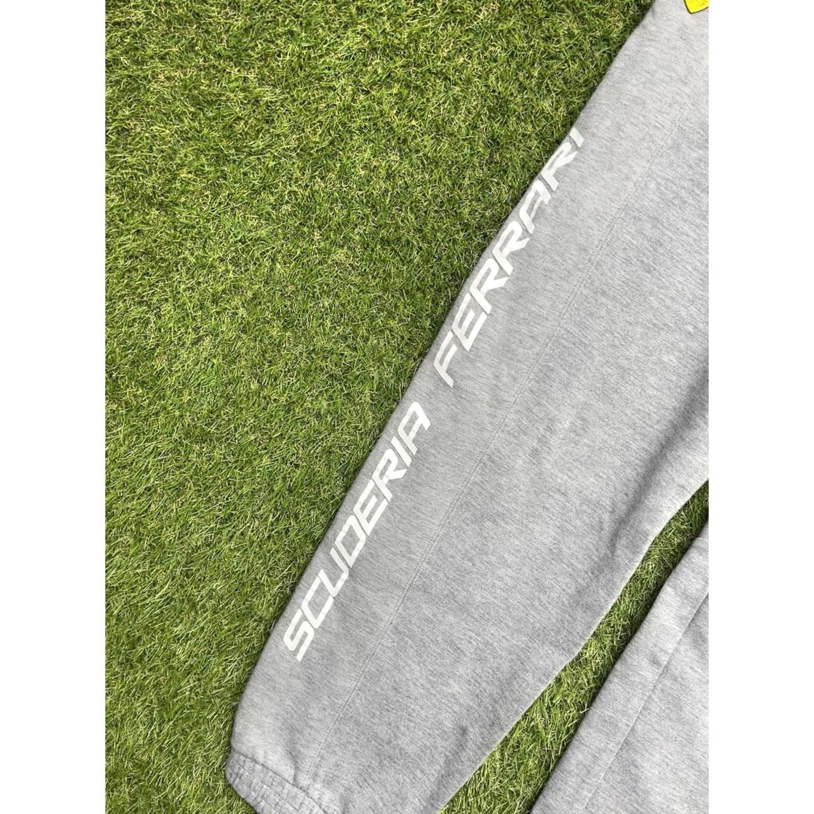 Puma PUMA X Scuderia Ferrari Sweatpants Mens Small Joggers Drawstring Gray 27 In Inseam Pockets Re gular S Fashion Activewear 90s? Size US 29 - 6 Thumbnail