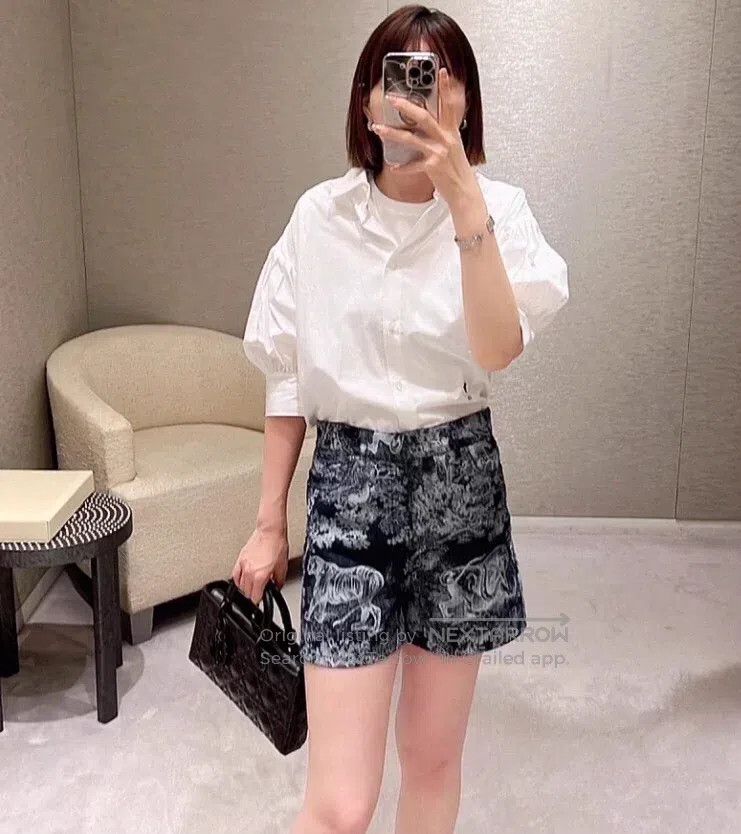 Dior Dior Blue Jungle Animal Printed Cotton Casual Denim Shorts Size 42" / US 20 - 8 Thumbnail