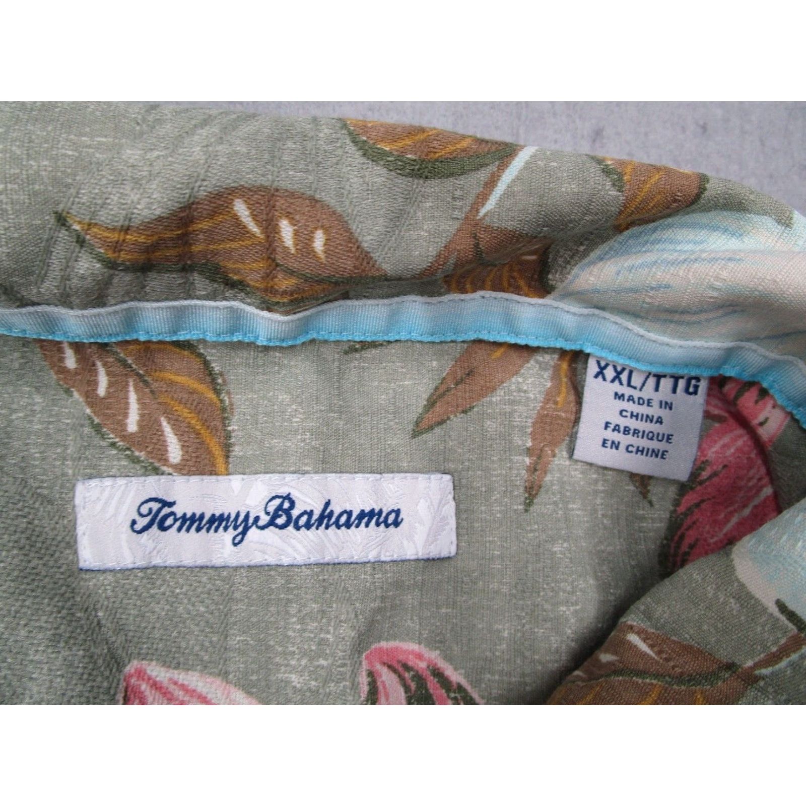 Tommy Bahama Tommy Bahama Shirt Mens 2XL Green Floral Button Up Silk Blend Hibiscus Tiki Casual Short Sleeve Hawaiian Pocket Shirt Tree Size US XXL / EU 58 / 5 - 3 Thumbnail