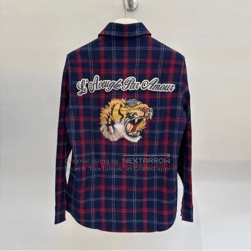 Gucci Gucci Size 37 Tiger head shirt with letter logo on the bac Size US XXS / EU 40 - 2 Thumbnail