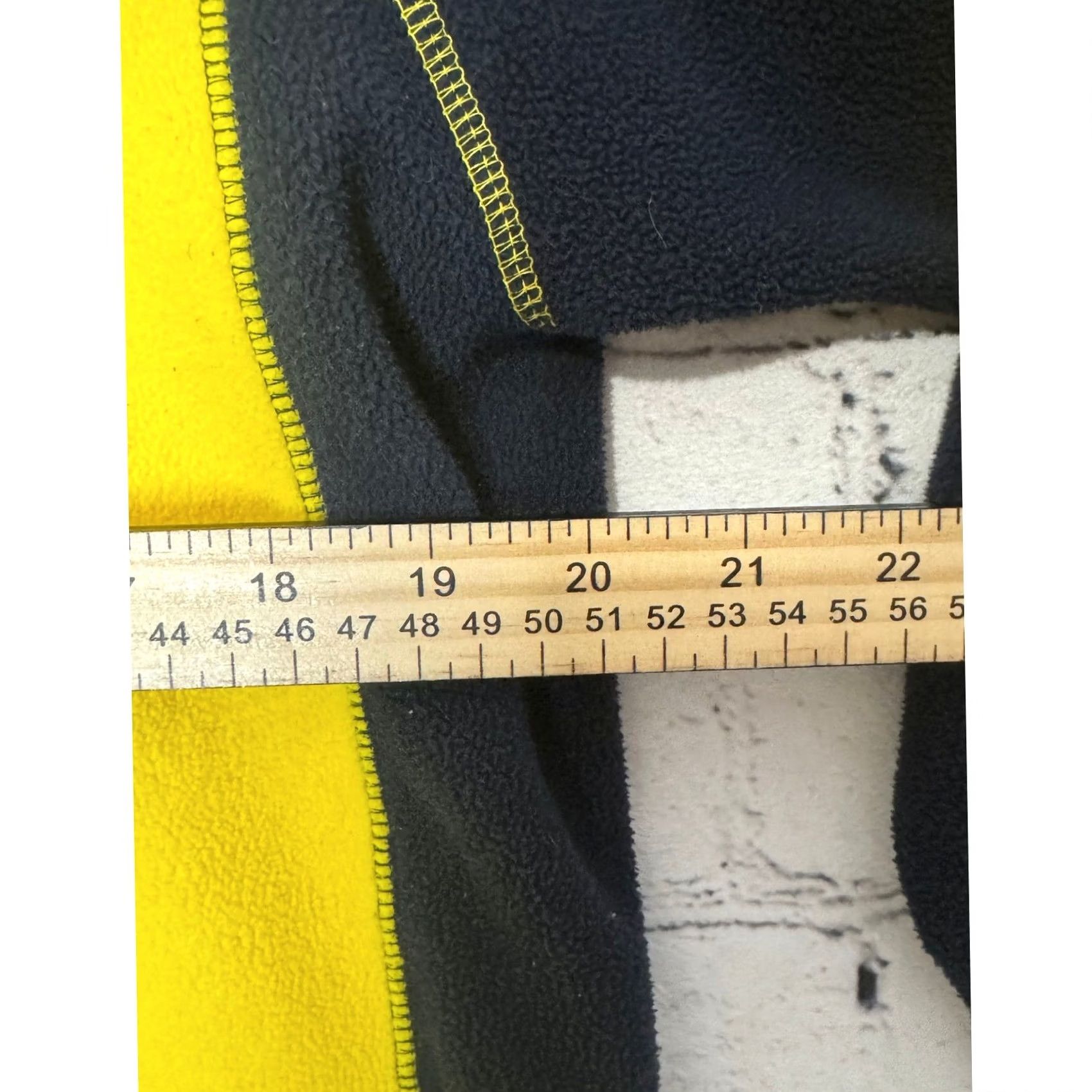 Gap GAP Fleece Sweatshirt M Yellow Black 1/4 Zip Pullover Men's Size US M / EU 48-50 / 2 - 5 Thumbnail