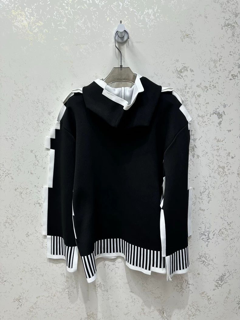 Loewe Loewe Pixely shirt with pixel hat Size US XL / EU 56 / 4 - 2 Thumbnail