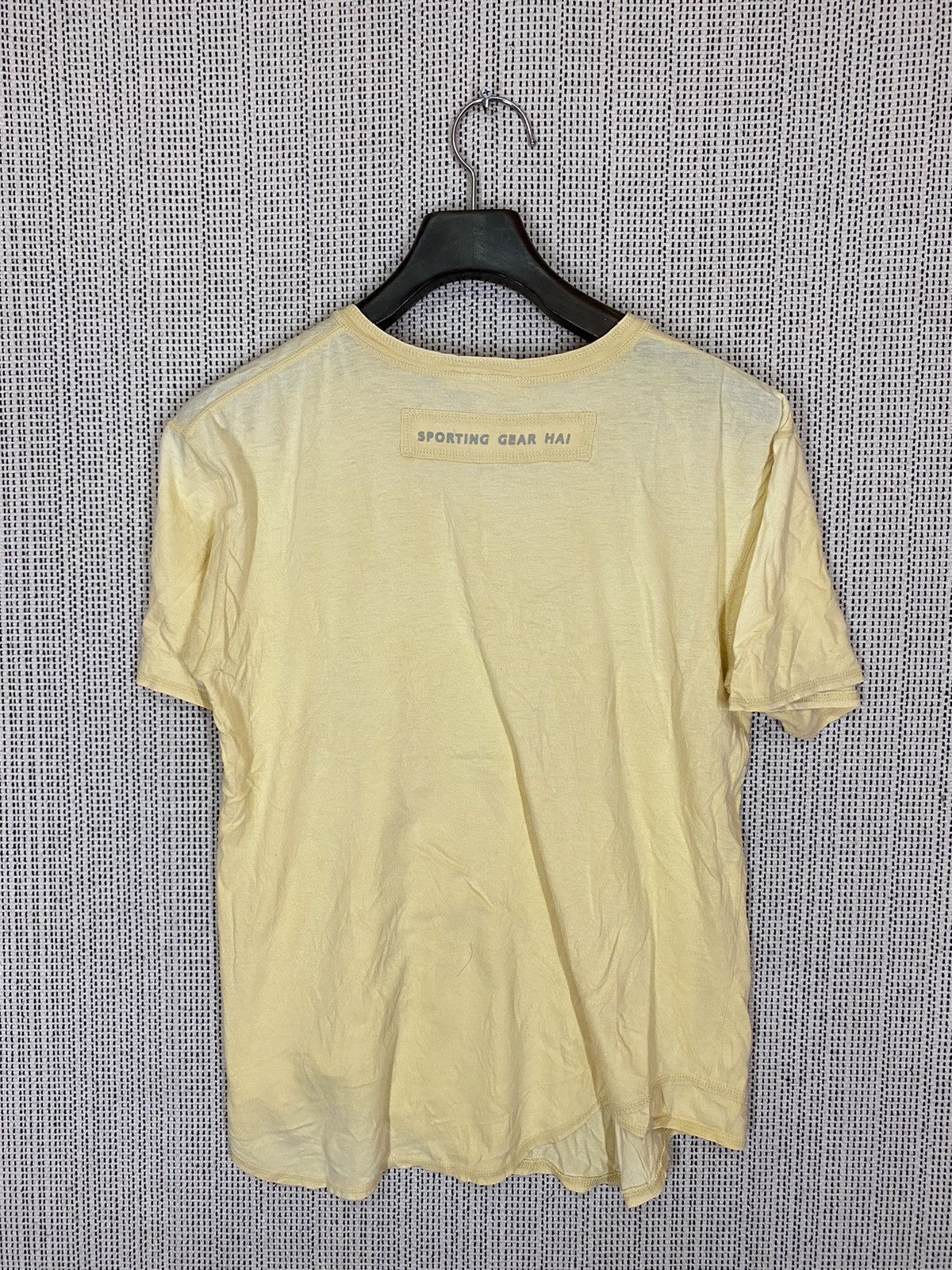 Hai Sporting Gear × Issey Miyake × Japanese Brand ‼️VINTAGE HAI SPORTING GEAR TSHIRT BUTTON SIMPLE DESIGN‼️ Size US L / EU 52-54 / 3 - 2 Thumbnail
