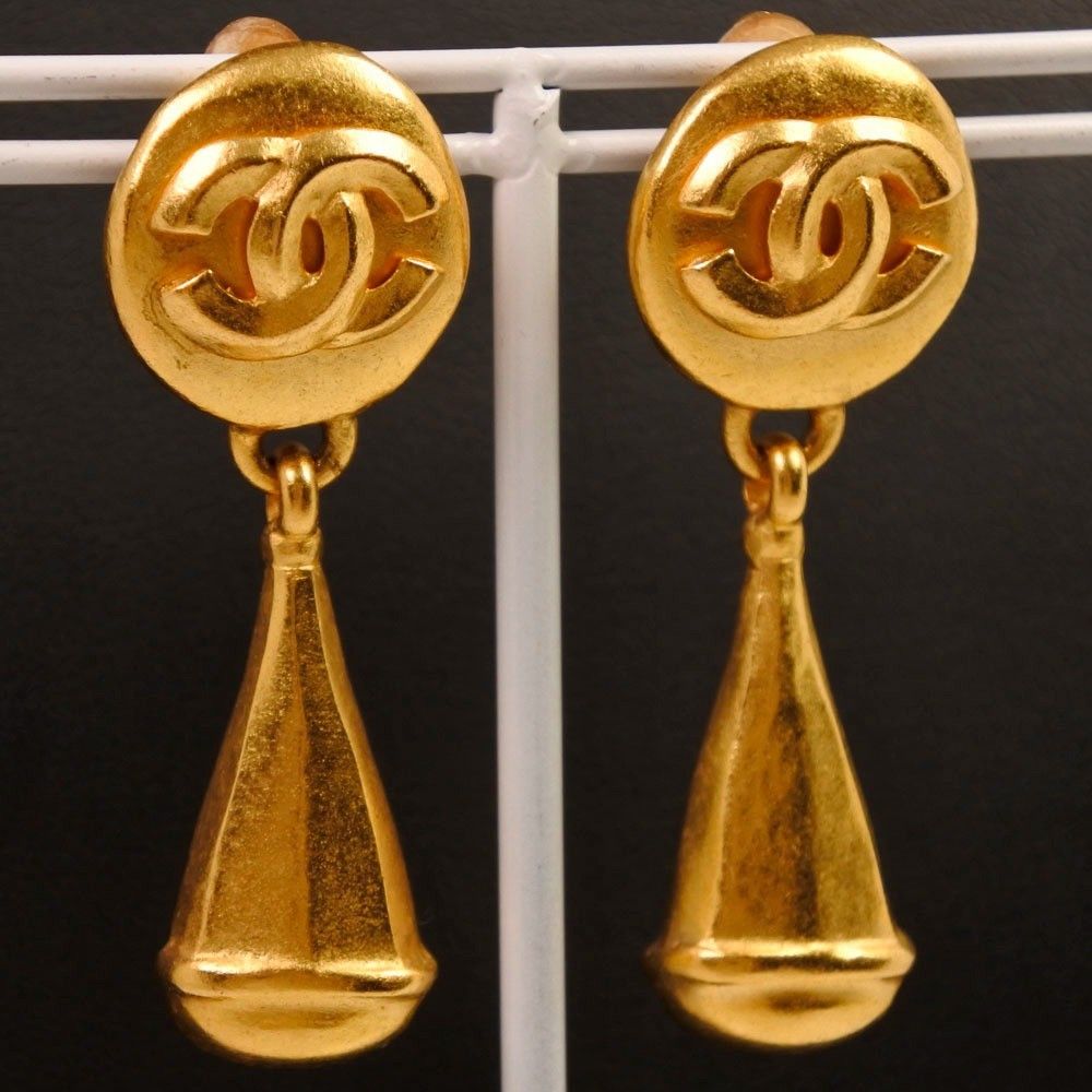 Chanel Chanel Logo Drop Earrings Plated Gold Size ONE SIZE - 1 Thumbnail
