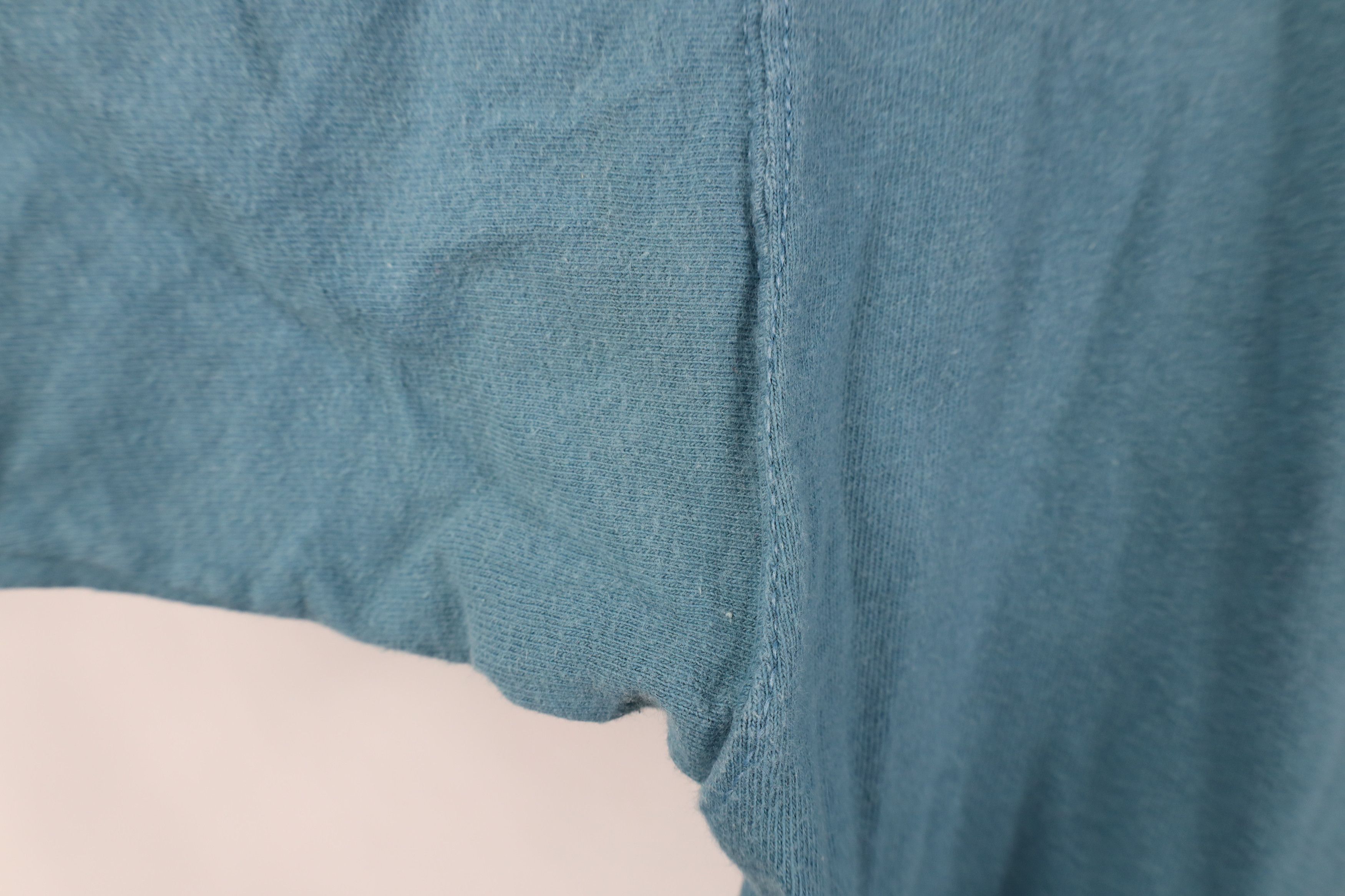 Champion Vintage 90s Champion Faded Classic Logo T-Shirt Teal Cotton Size US L / EU 52-54 / 3 - 7 Thumbnail