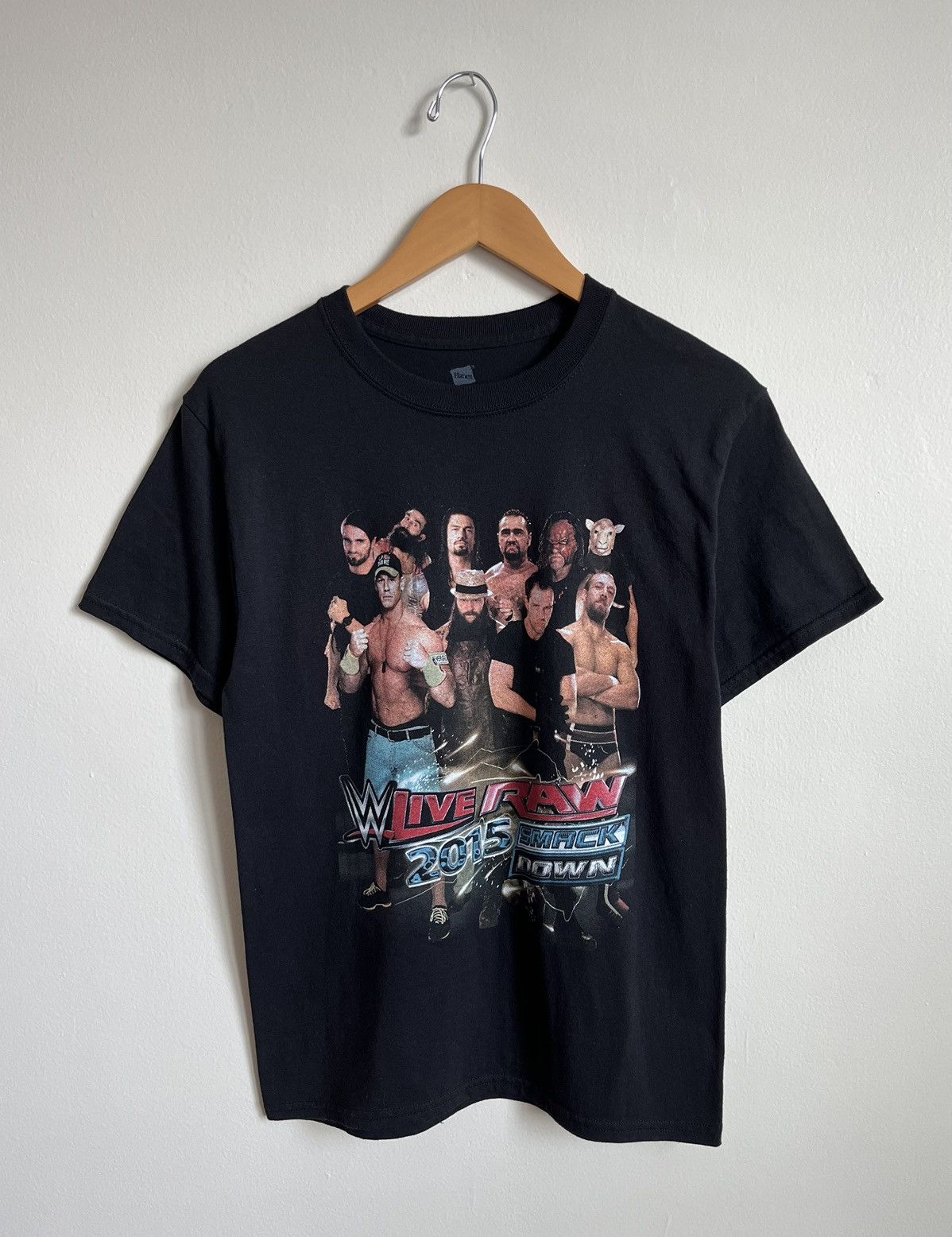 Vintage Vintage 2015 WWE Smack Down Double Sided Hanes T-Shirt Size US S / EU 44-46 / 1 - 1 Thumbnail