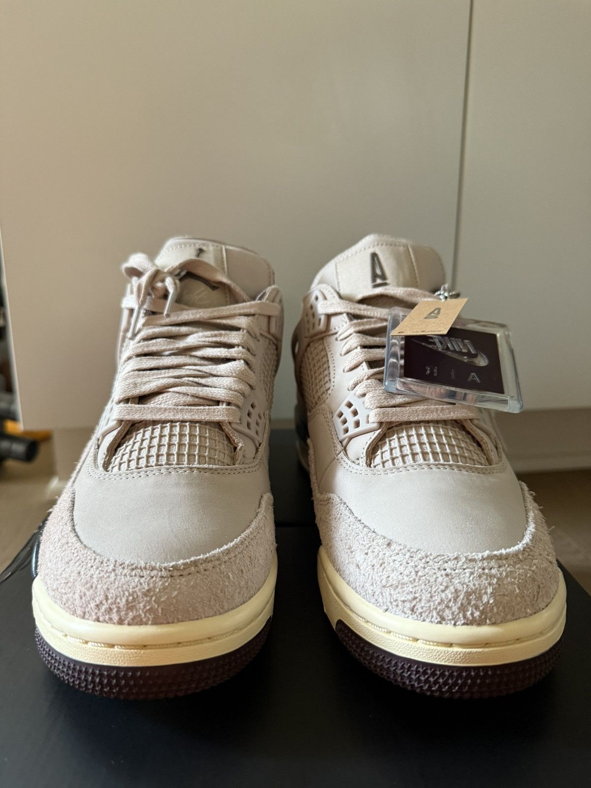 Jordan Brand Air Jordan 4 A Ma Maniere While You Were Sleeping 11W/9.5M Size US 9.5 / EU 42-43 - 4 Thumbnail