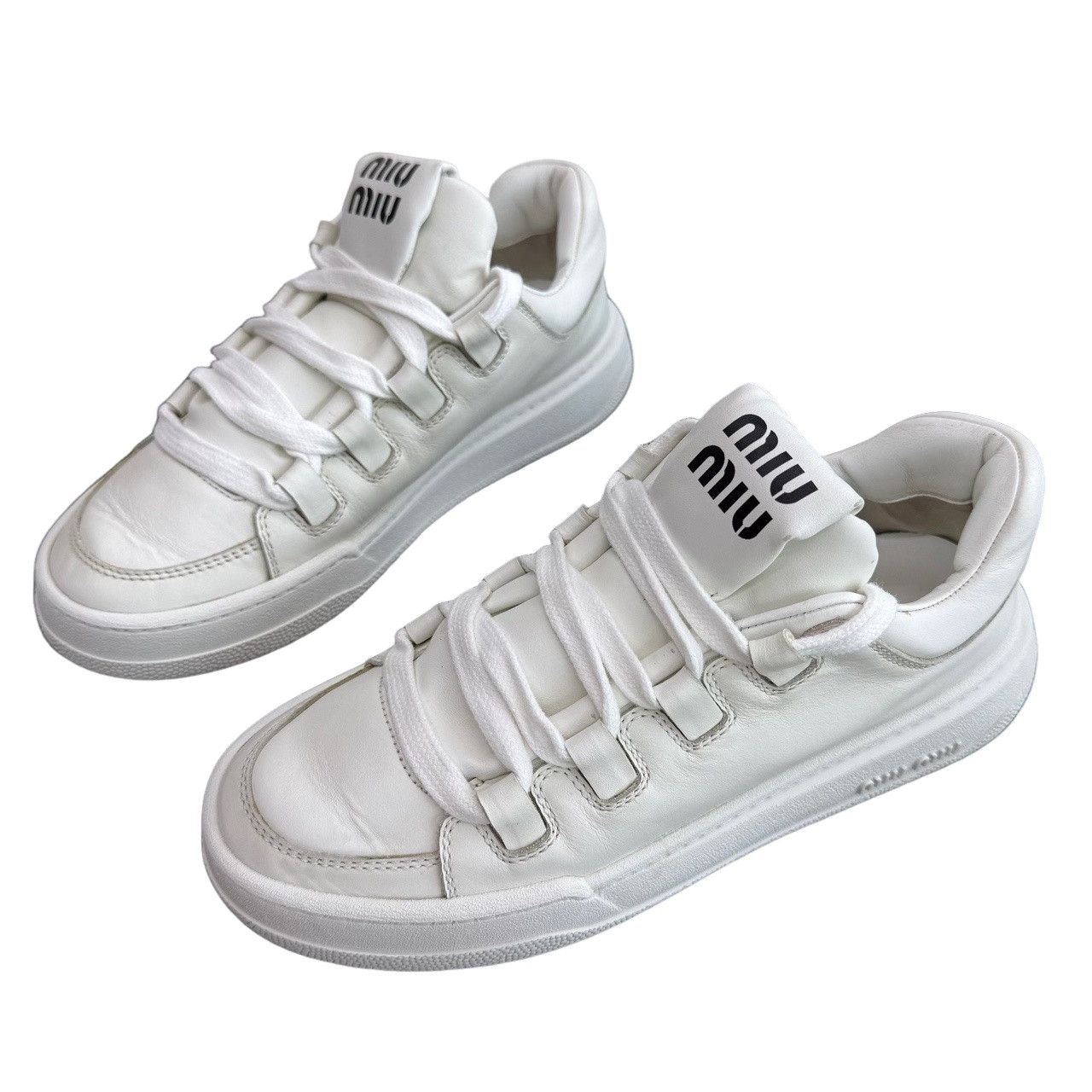 Miu Miu Miu Miu Leather Logo Low-Top Sneakers Size 37.5 Size US 7.5 / IT 37.5 - 1 Thumbnail