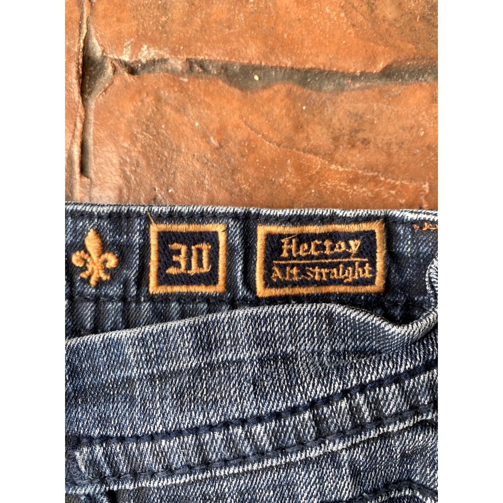 Vintage Rock Revival Jeans Distress Straight Denim 30/26.5 Blue Men’s 30 Rock Revival Hector Alt Straight Dark Denim Jeans 90s Biker Pockets Mens Size US 30 / EU 46 - 2 Thumbnail