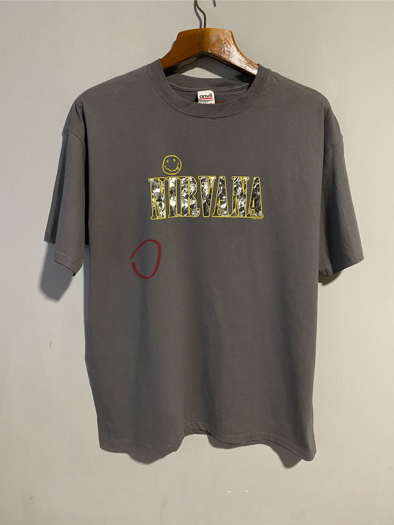 Nirvana Vintage 1997 Nirvana Smiley Face t-shirt Size US XL / EU 56 / 4 - 2 Thumbnail