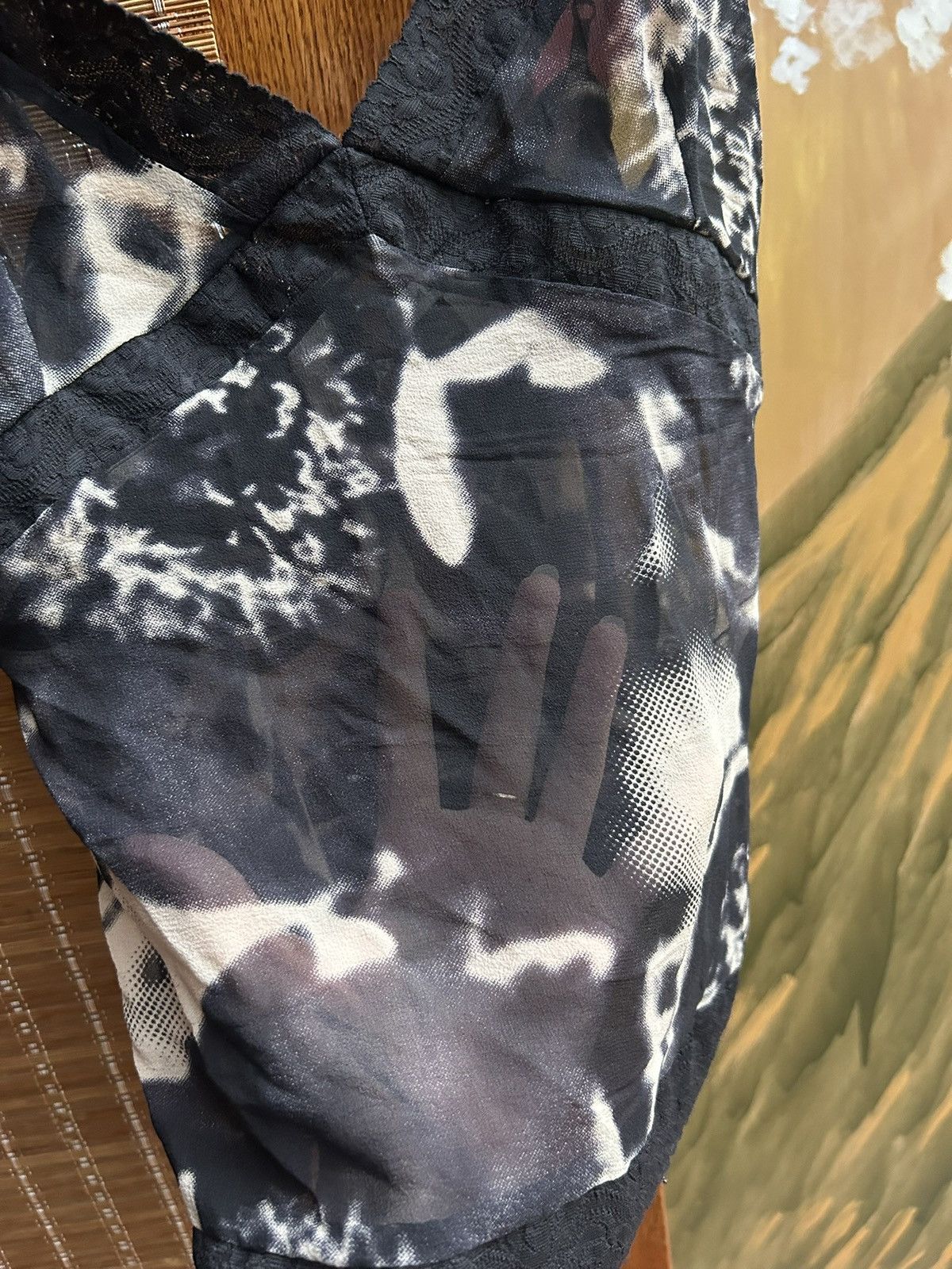 Karl Lagerfeld Karl Lagerfeld X H&M Silk Mesh Crop Top Abstract Floral Size S / US 4 / IT 40 - 4 Thumbnail