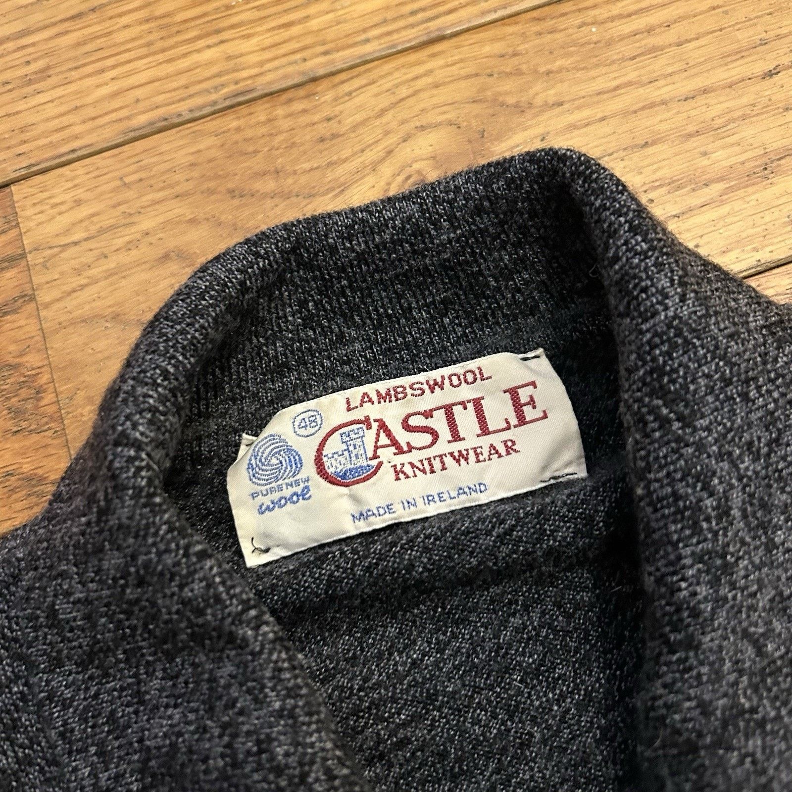 Vintage Castle Ireland Lambs Wool Knit Collared Polo Sweater Large Size US L / EU 52-54 / 3 - 3 Thumbnail