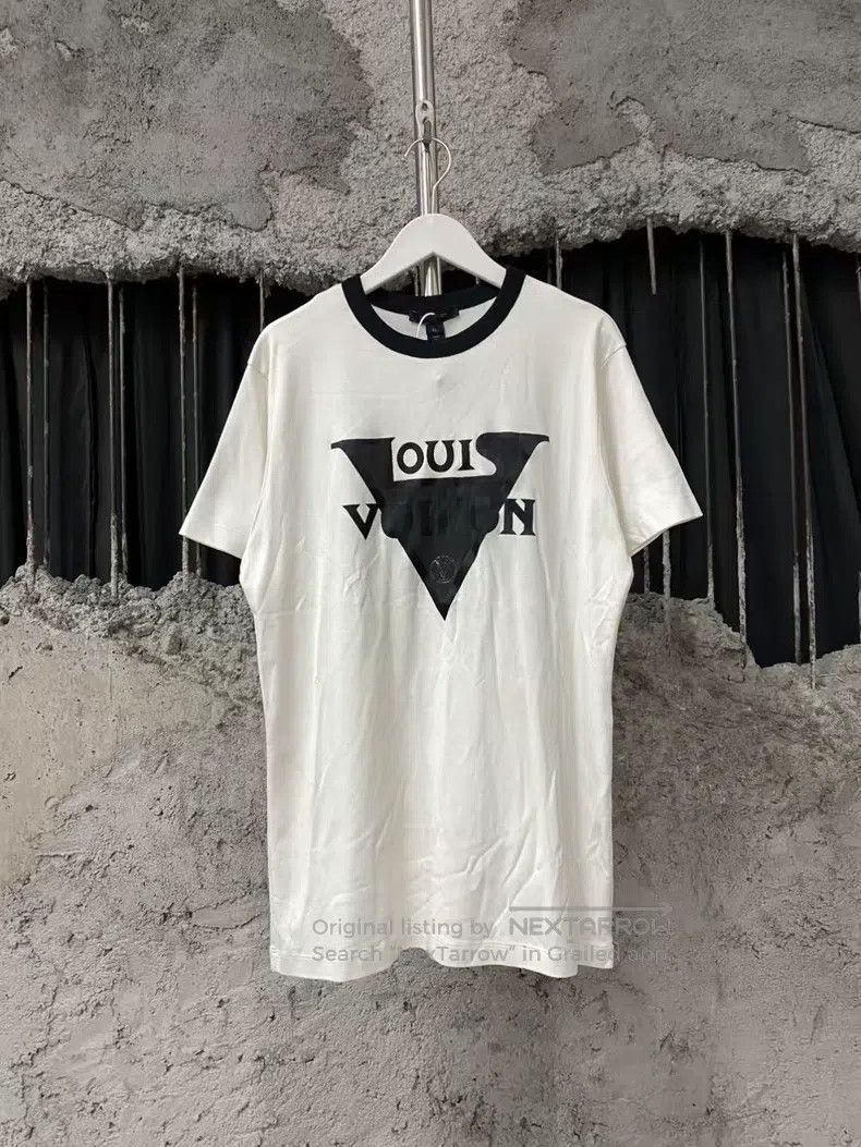 Louis Vuitton Louis Vuitton Flocking slogan cut-out triangle short sleev Size US XL / EU 56 / 4 - 1 Thumbnail