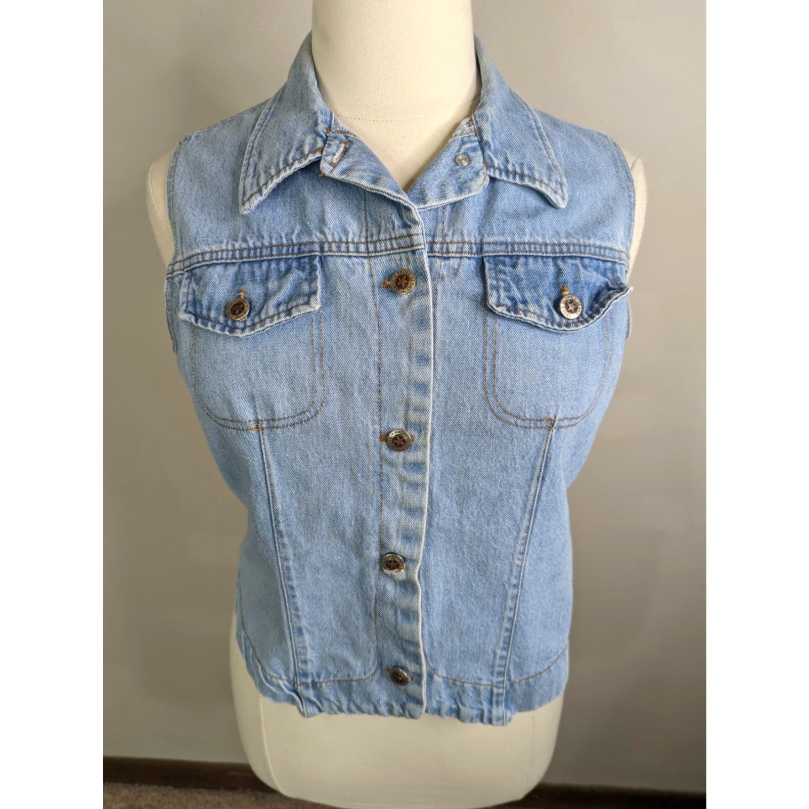 Faded Glory VINTAGE 90s Blue Jeans Denim Vest Women’s XL Trucker Jacket Denim Vest 90s V2J Vtg Logo plaid lining Buttons Jacket Casual Unisex Adults Blue Jeans Size 40" / US 18 - 4 Thumbnail