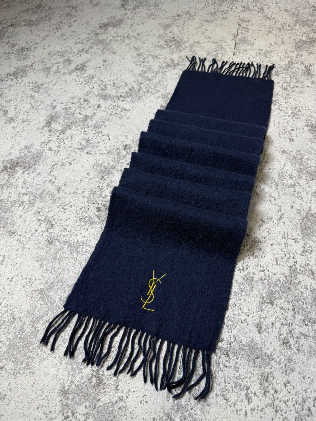 Yves Saint Laurent Yves Saint Laurent Scarf Vintage Wool Logo Made in Italy Size ONE SIZE - 5 Thumbnail
